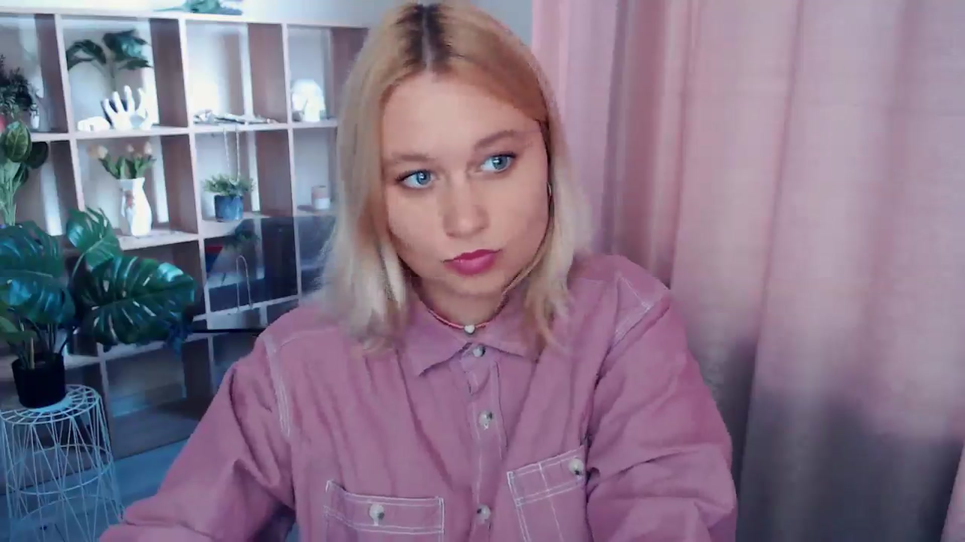 Gallery image thumbnail from Kukla_kolduna's myfreecams stream on, 05/11/2025, 15:29 image 19 of 20