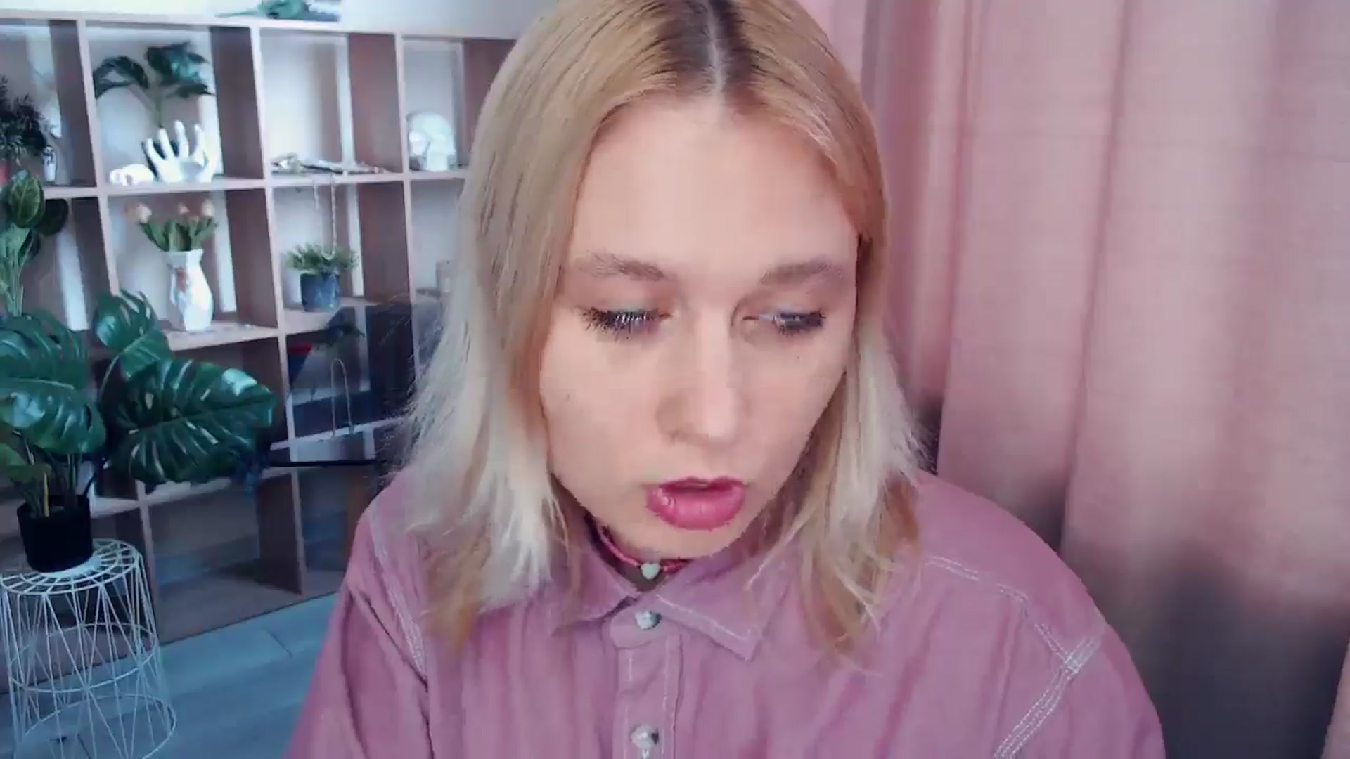 Gallery image thumbnail from Kukla_kolduna's myfreecams stream on, 05/11/2025, 16:11 image 11 of 20