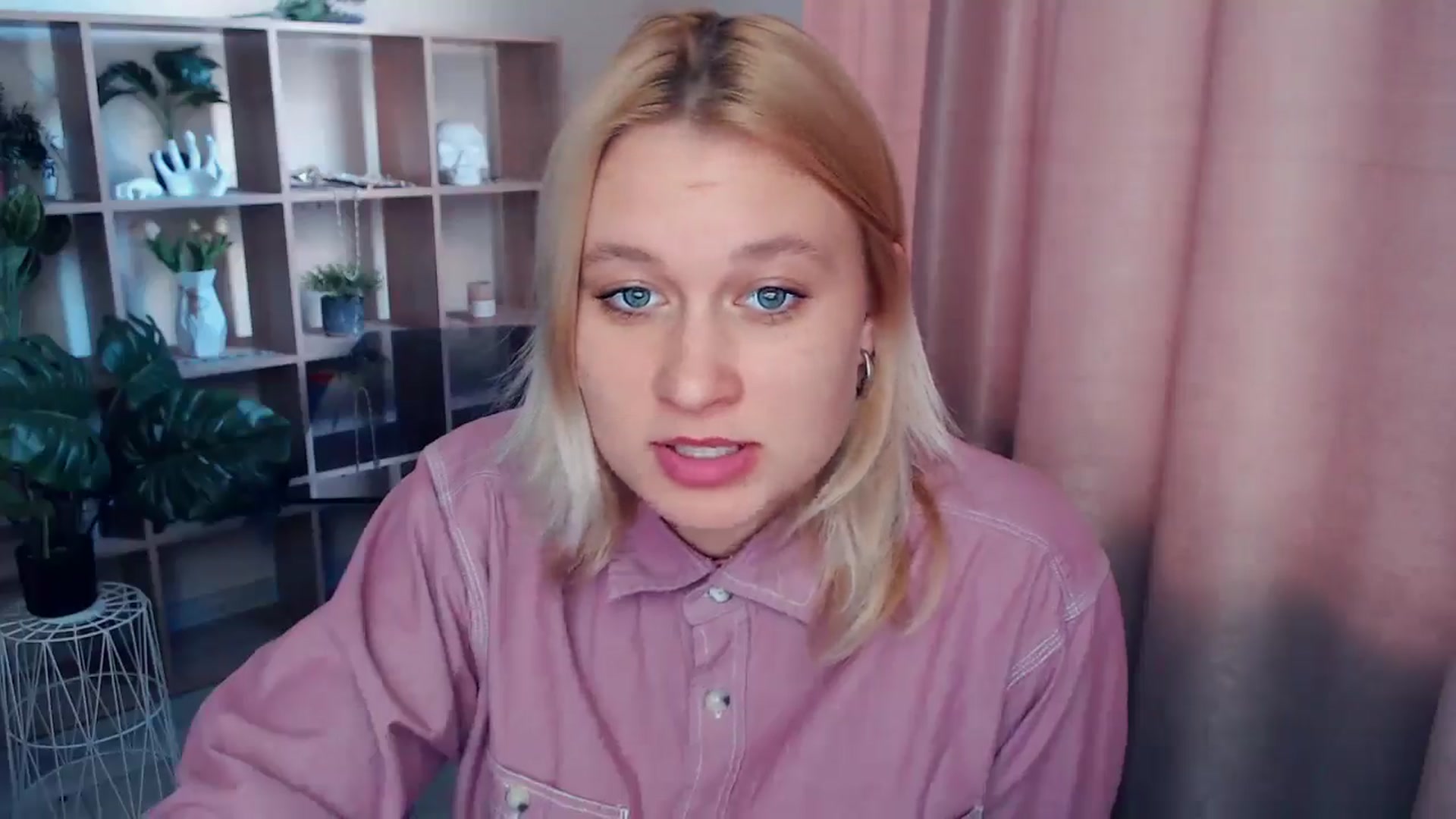 Gallery image thumbnail from Kukla_kolduna's myfreecams stream on, 05/11/2025, 16:57 image 8 of 20