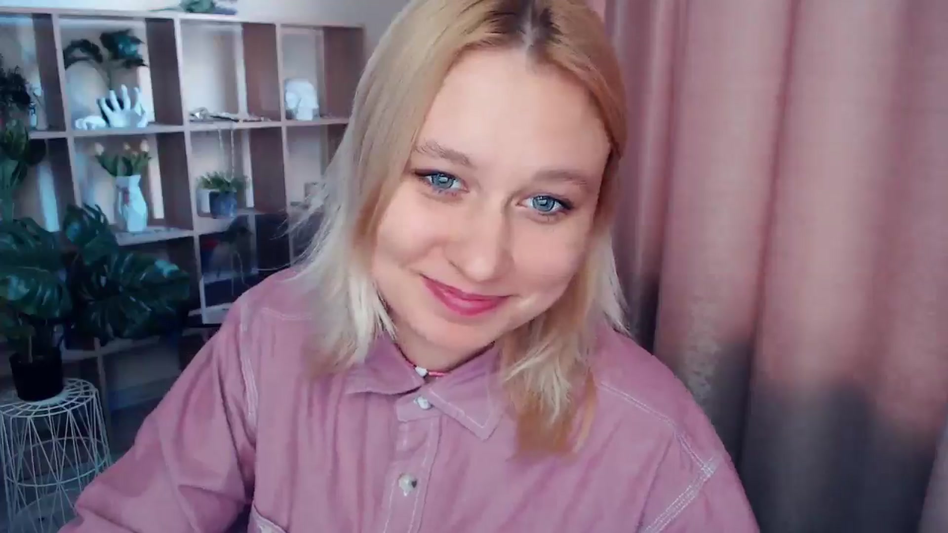 Gallery image thumbnail from Kukla_kolduna's myfreecams stream on, 05/11/2025, 16:57 image 10 of 20