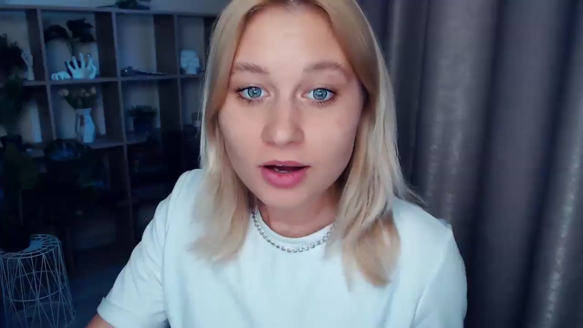 Gallery image thumbnail from Kukla_kolduna's myfreecams stream on, 05/14/2025, 17:42 image 19 of 20