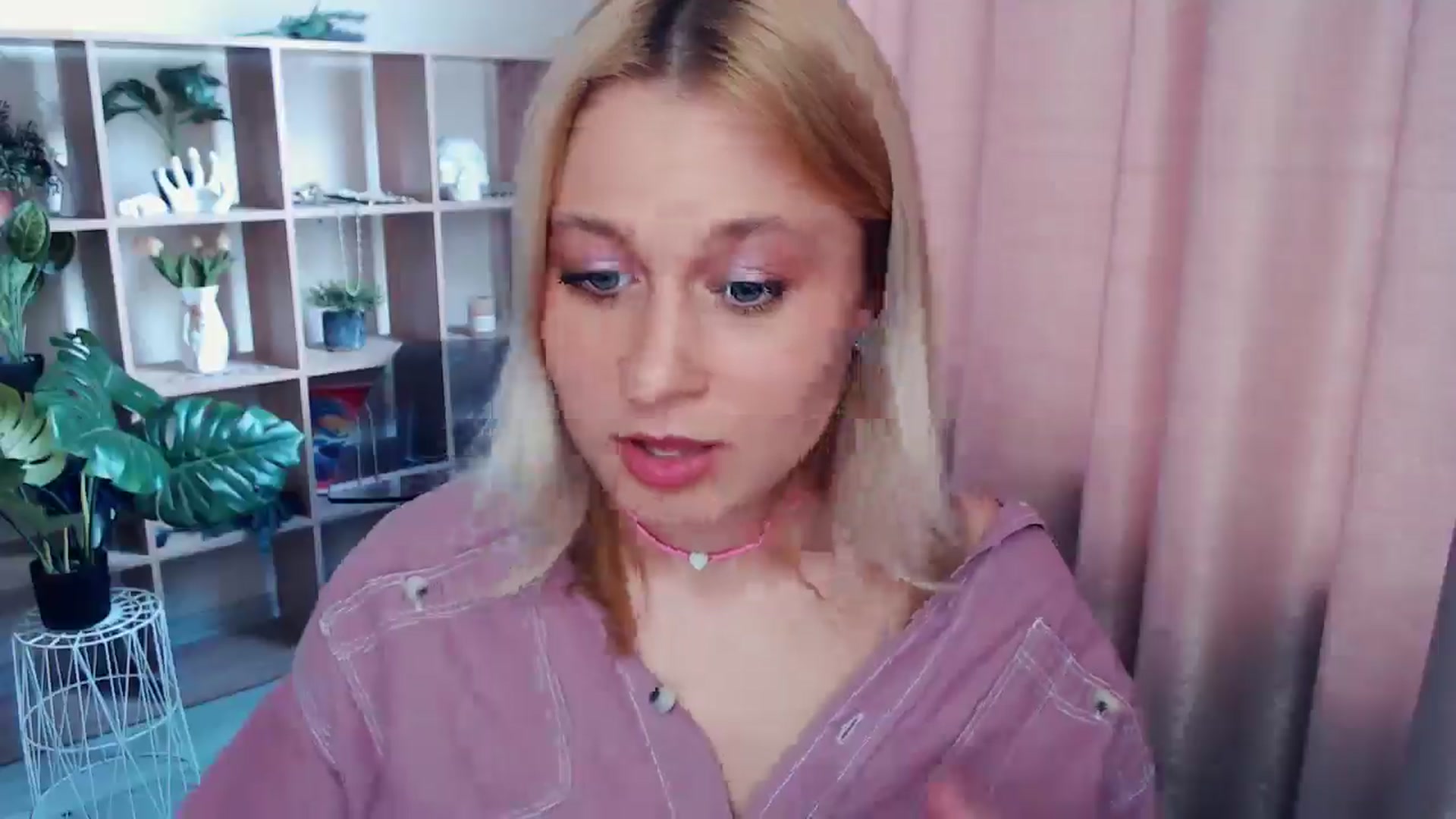 Gallery image thumbnail from Kukla_kolduna's myfreecams stream on, 05/17/2025, 15:52 image 7 of 20