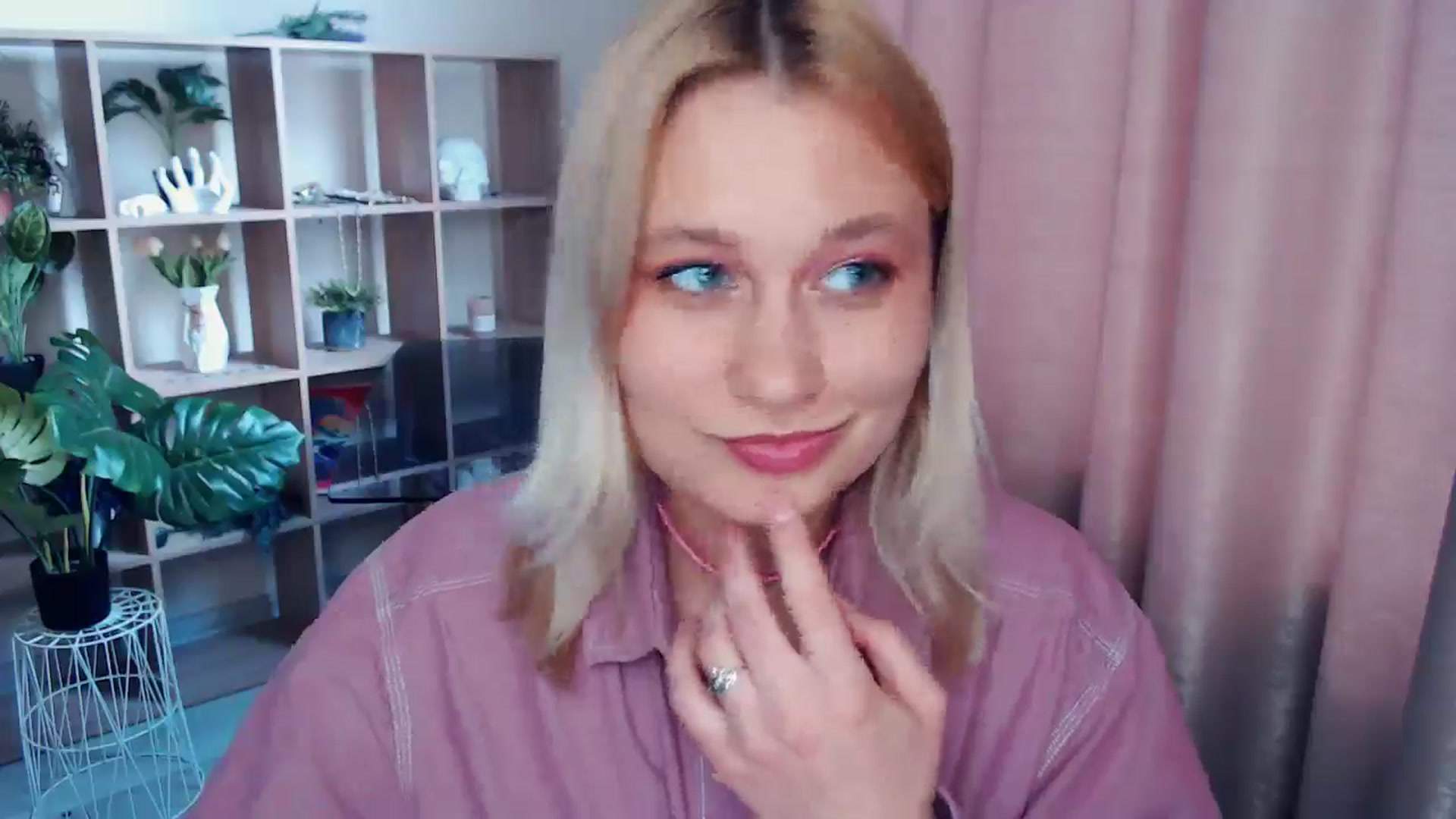 Gallery image thumbnail from Kukla_kolduna's myfreecams stream on, 05/17/2025, 15:52 image 15 of 20