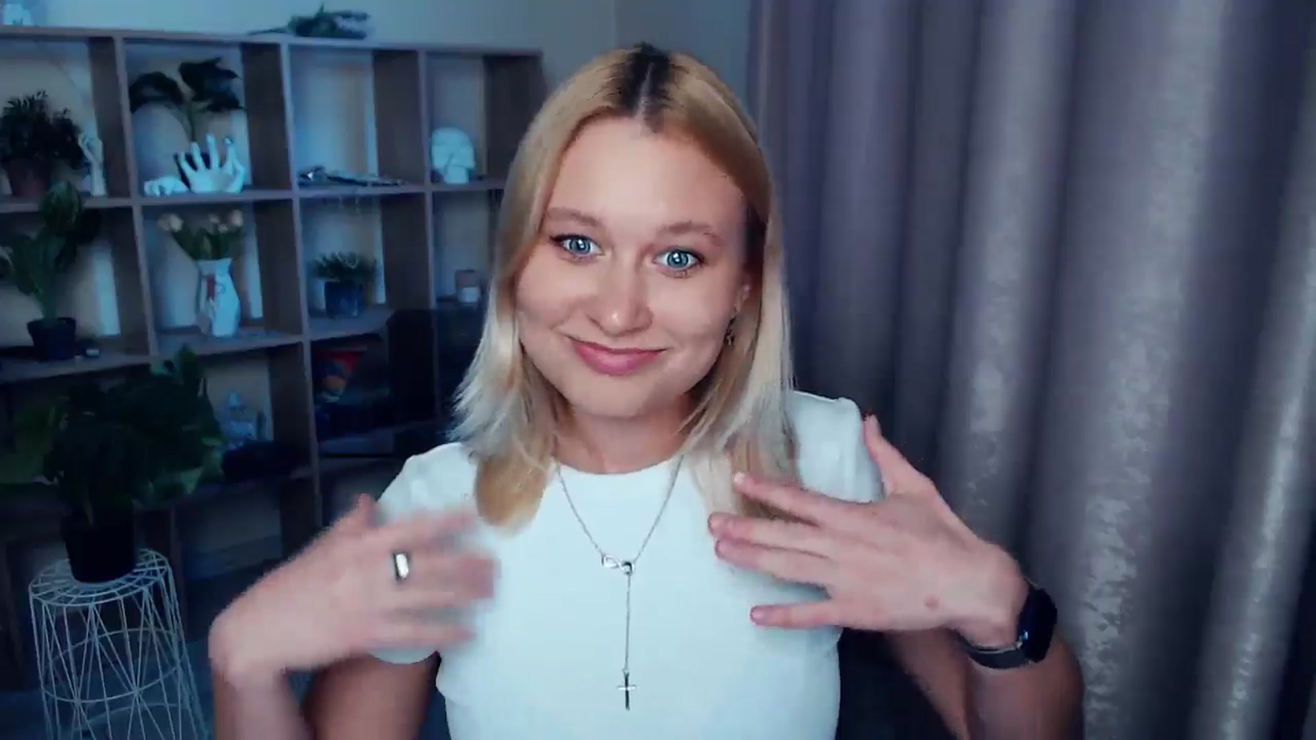 Gallery image thumbnail from Kukla_kolduna's myfreecams stream on, 05/18/2025, 18:11 image 14 of 20