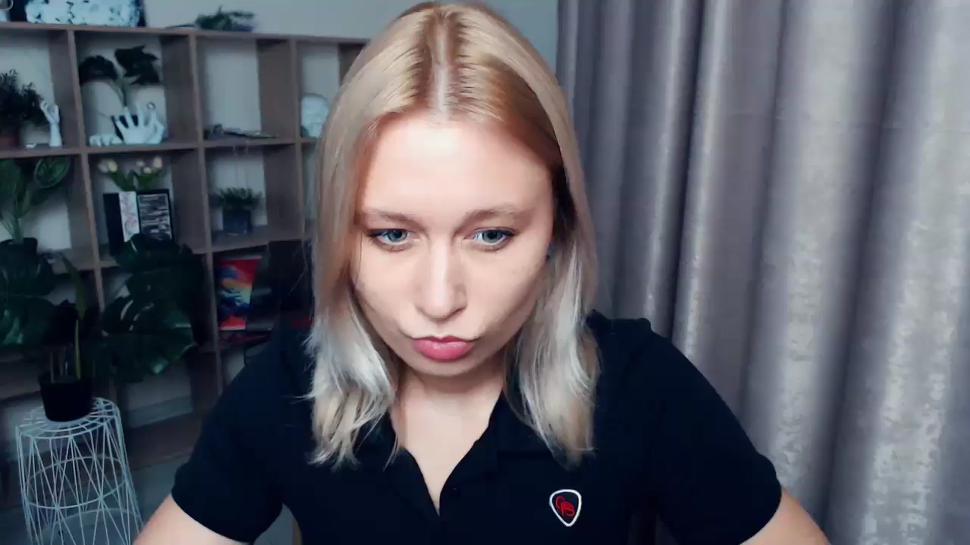 Gallery image thumbnail from Kukla_kolduna's myfreecams stream on, 05/24/2025, 18:15 image 2 of 20