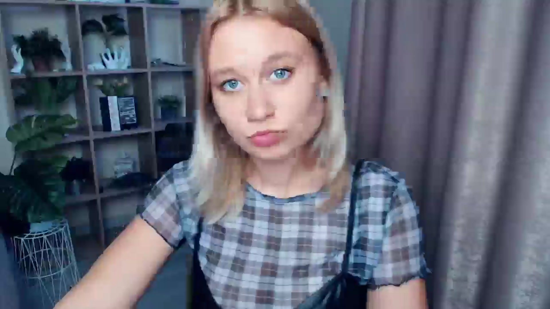 Gallery image thumbnail from Kukla_kolduna's myfreecams stream on, 05/25/2025, 17:02 image 20 of 20