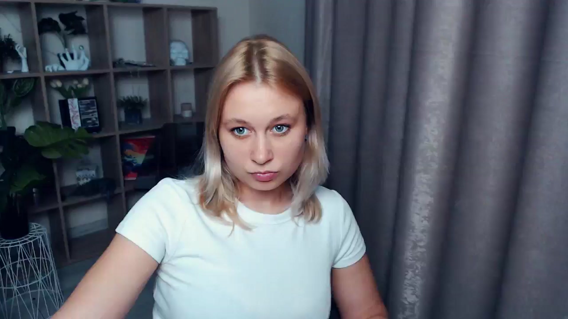 Gallery image thumbnail from Kukla_kolduna's myfreecams stream on, 05/29/2025, 18:13 image 20 of 20