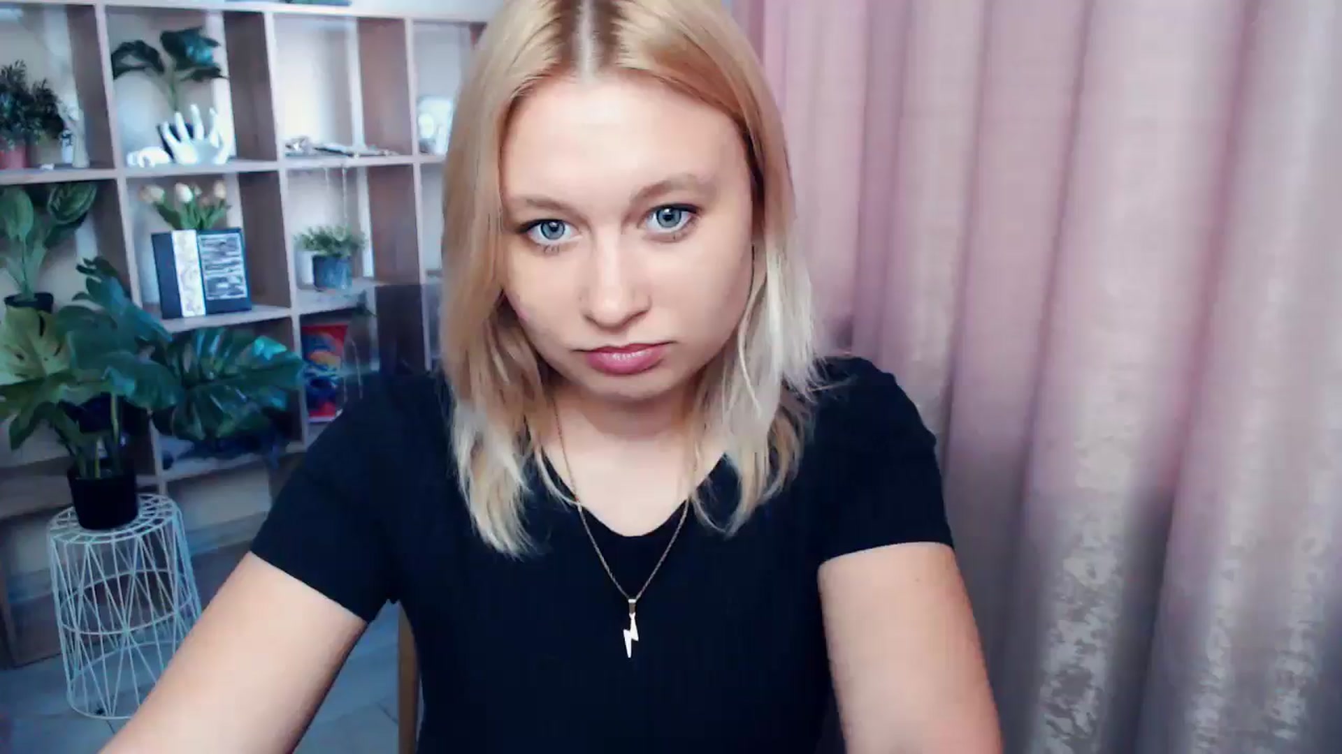 Gallery image thumbnail from Kukla_kolduna's myfreecams stream on, 06/05/2025, 17:23 image 20 of 20