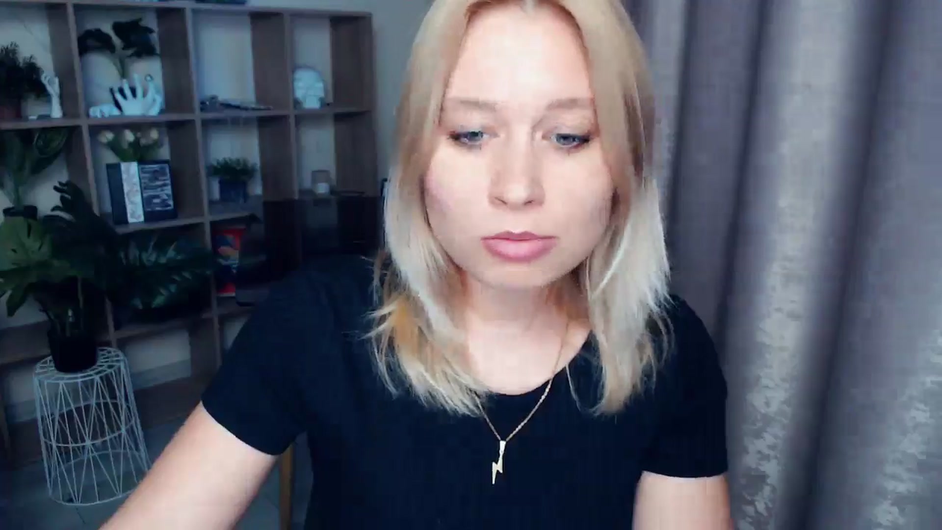 Gallery image thumbnail from Kukla_kolduna's myfreecams stream on, 06/05/2025, 18:20 image 14 of 20