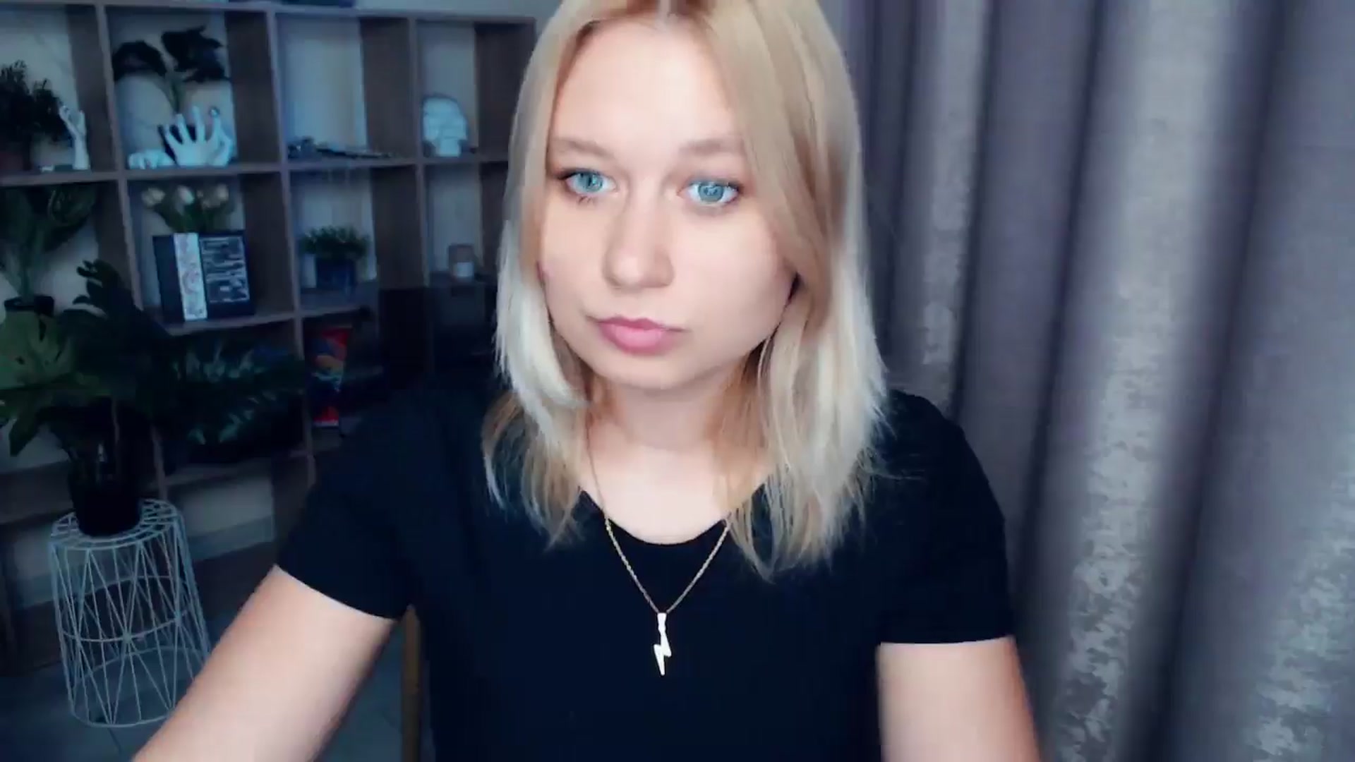 Gallery image thumbnail from Kukla_kolduna's myfreecams stream on, 06/05/2025, 18:20 image 12 of 20