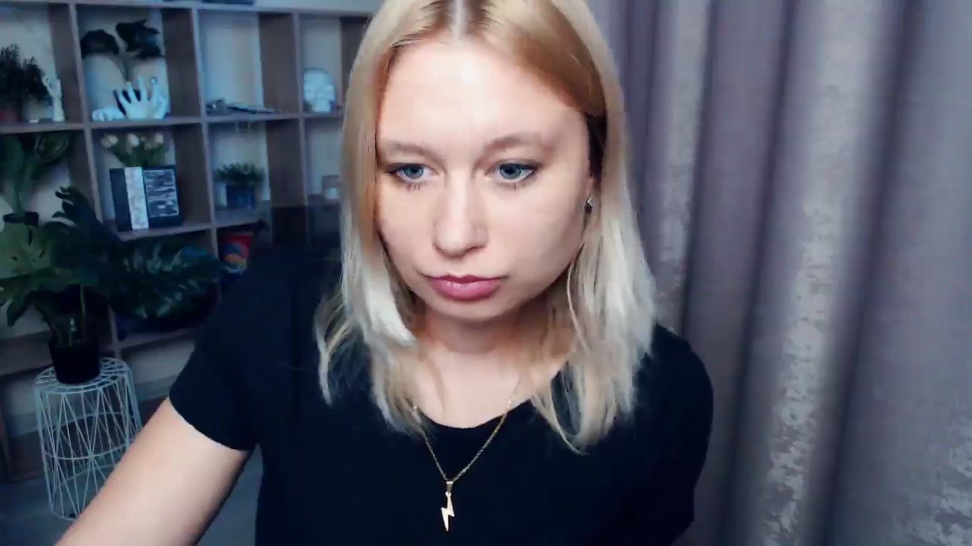 Gallery image thumbnail from Kukla_kolduna's myfreecams stream on, 06/05/2025, 18:20 image 10 of 20