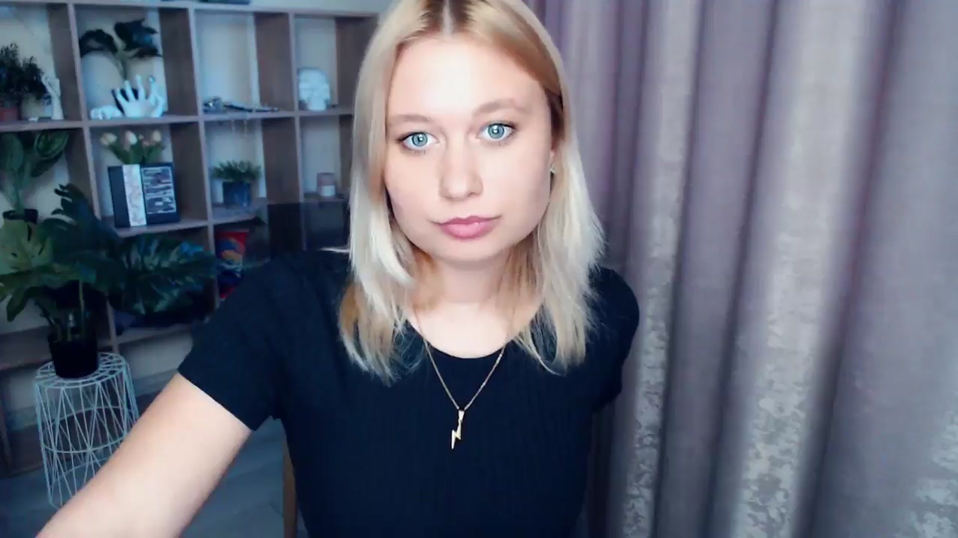 Gallery image thumbnail from Kukla_kolduna's myfreecams stream on, 06/05/2025, 18:20 image 6 of 20