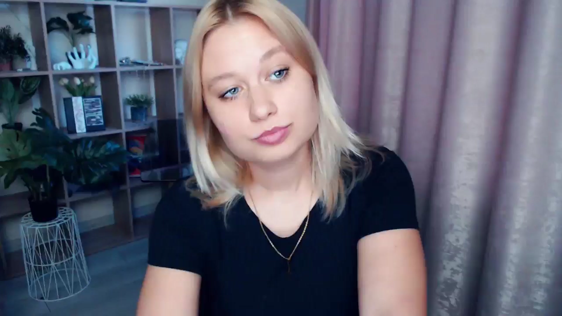 Gallery image thumbnail from Kukla_kolduna's myfreecams stream on, 06/05/2025, 18:20 image 1 of 20