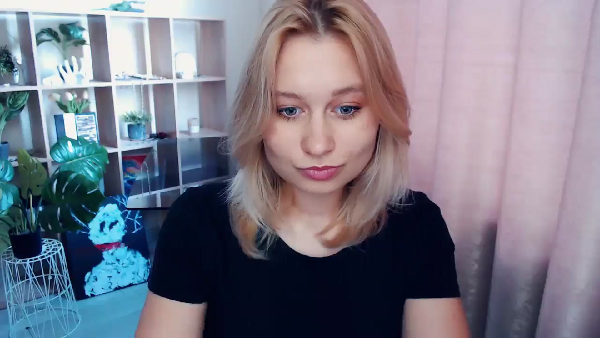 Gallery image thumbnail from Kukla_kolduna's myfreecams stream on, 06/07/2025, 17:27 image 3 of 20