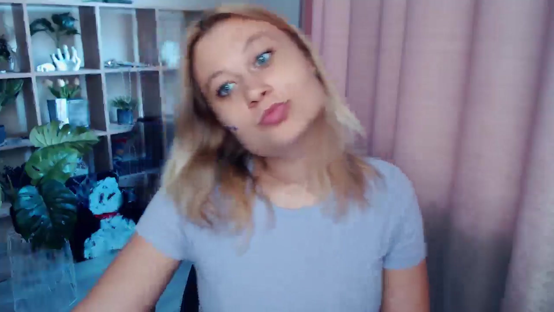 Gallery image thumbnail from Kukla_kolduna's myfreecams stream on, 06/08/2025, 15:39 image 12 of 20