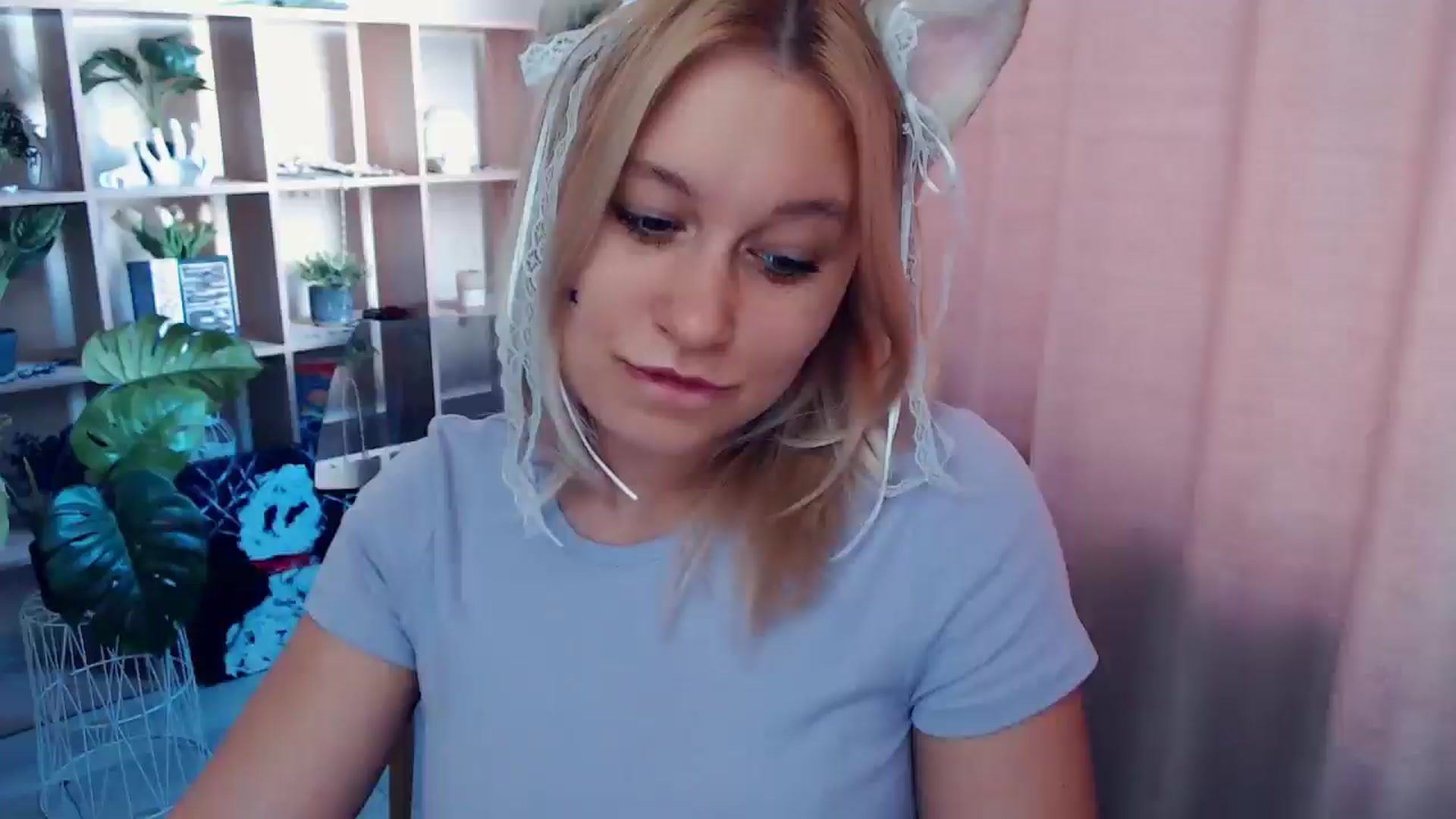 Gallery image thumbnail from Kukla_kolduna's myfreecams stream on, 06/08/2025, 15:39 image 9 of 20