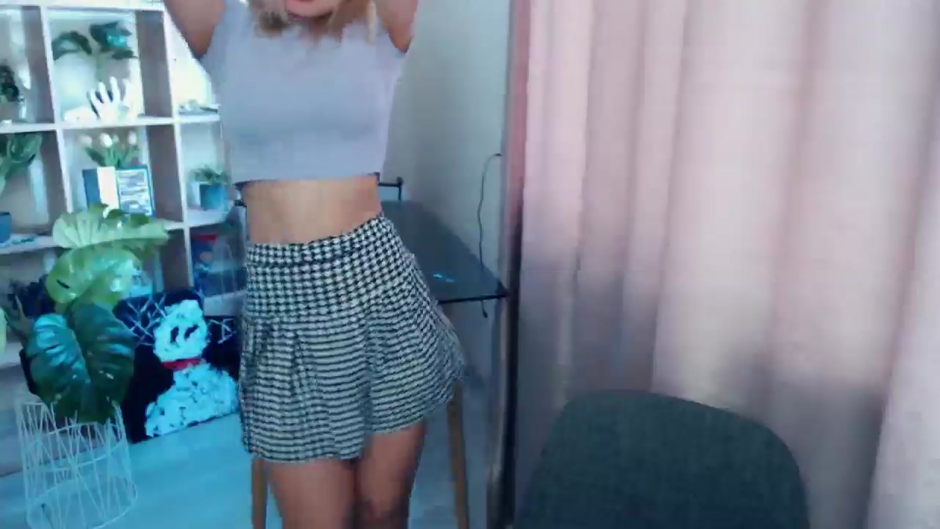 Gallery image thumbnail from Kukla_kolduna's myfreecams stream on, 06/08/2025, 15:39 image 11 of 20