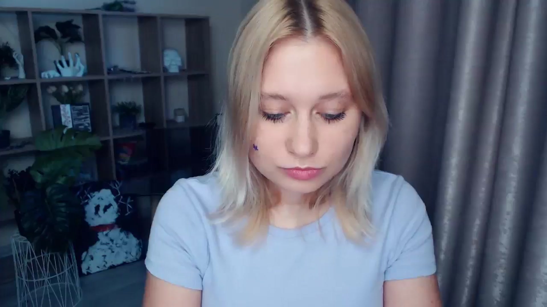 Gallery image thumbnail from Kukla_kolduna's myfreecams stream on, 06/08/2025, 18:10 image 20 of 20