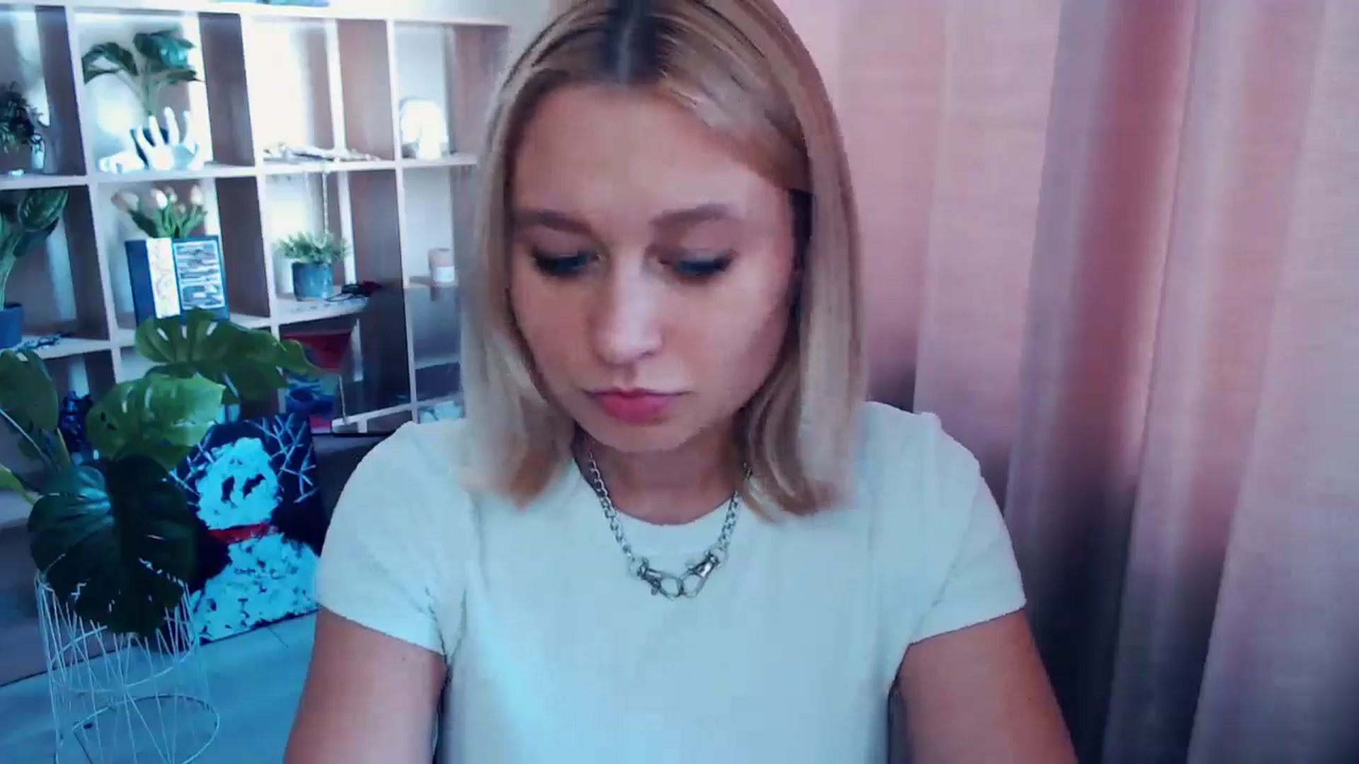 Gallery image thumbnail from Kukla_kolduna's myfreecams stream on, 06/11/2025, 14:53 image 3 of 20