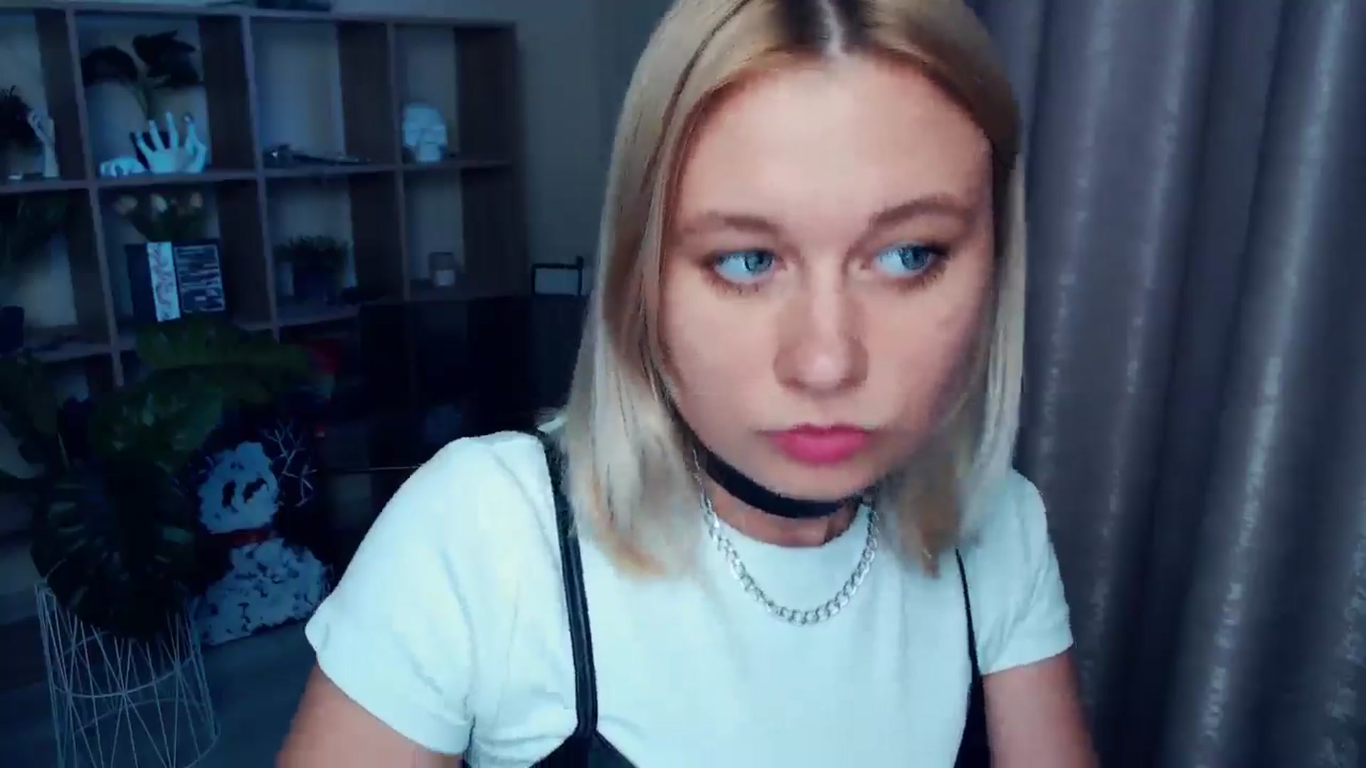 Gallery image thumbnail from Kukla_kolduna's myfreecams stream on, 06/12/2025, 18:13 image 13 of 20
