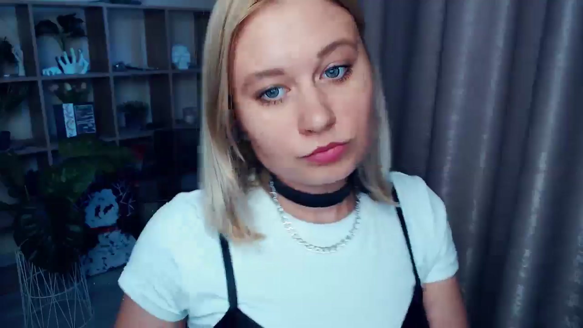 Gallery image thumbnail from Kukla_kolduna's myfreecams stream on, 06/12/2025, 18:13 image 11 of 20