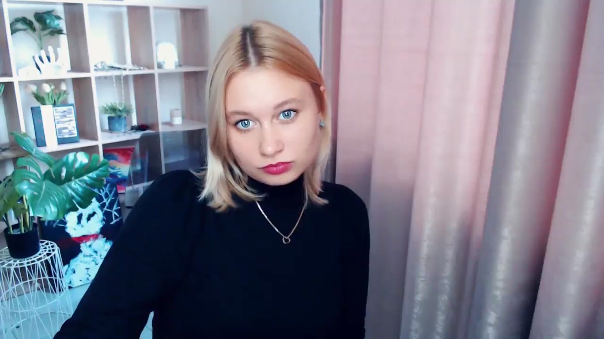 Gallery image thumbnail from Kukla_kolduna's myfreecams stream on, 06/13/2025, 16:05 image 18 of 20