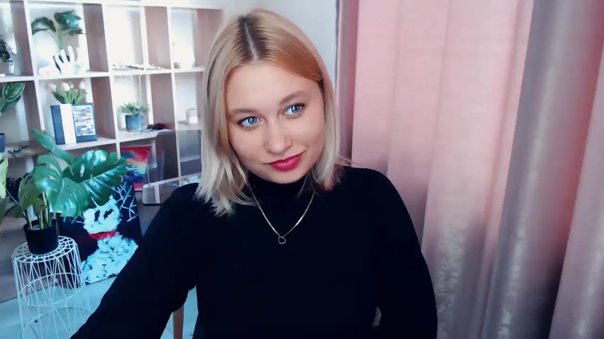 Gallery image thumbnail from Kukla_kolduna's myfreecams stream on, 06/13/2025, 16:05 image 12 of 20