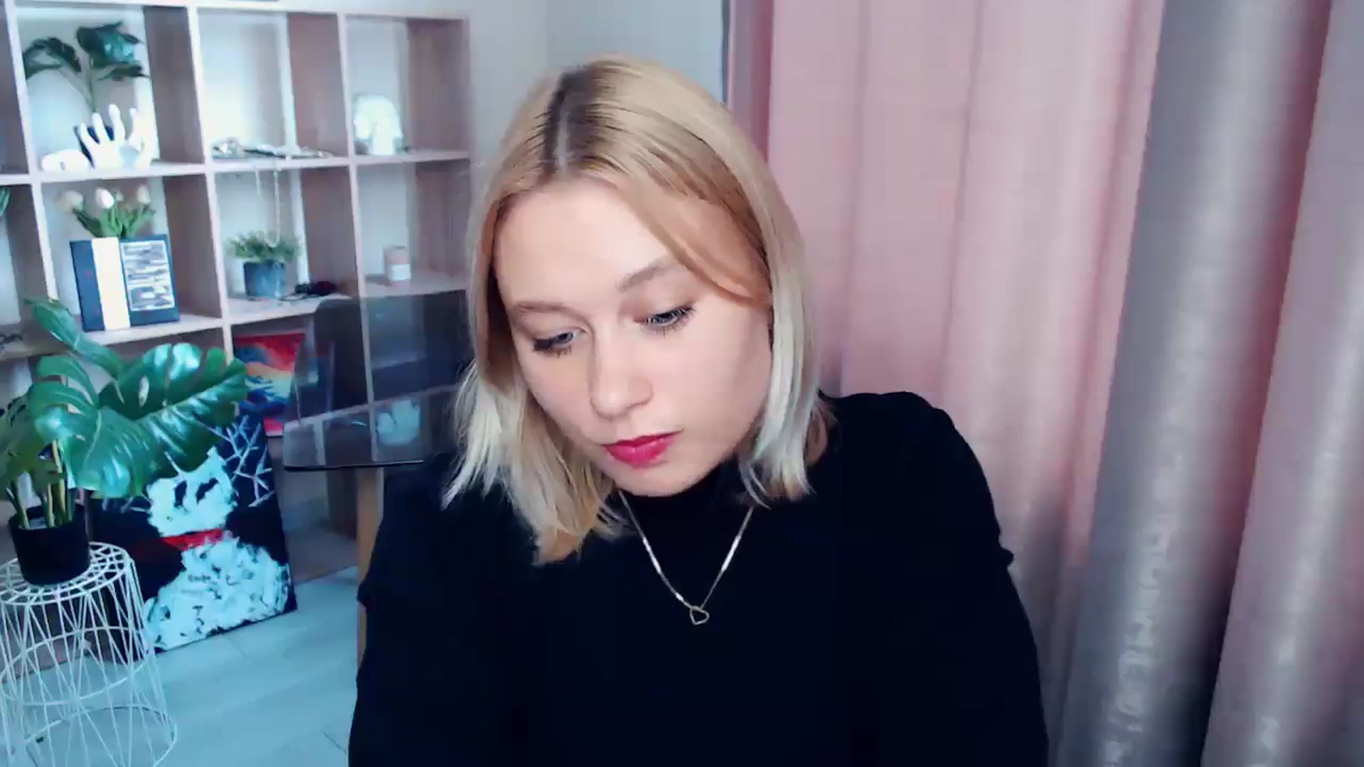 Gallery image thumbnail from Kukla_kolduna's myfreecams stream on, 06/13/2025, 17:17 image 10 of 20