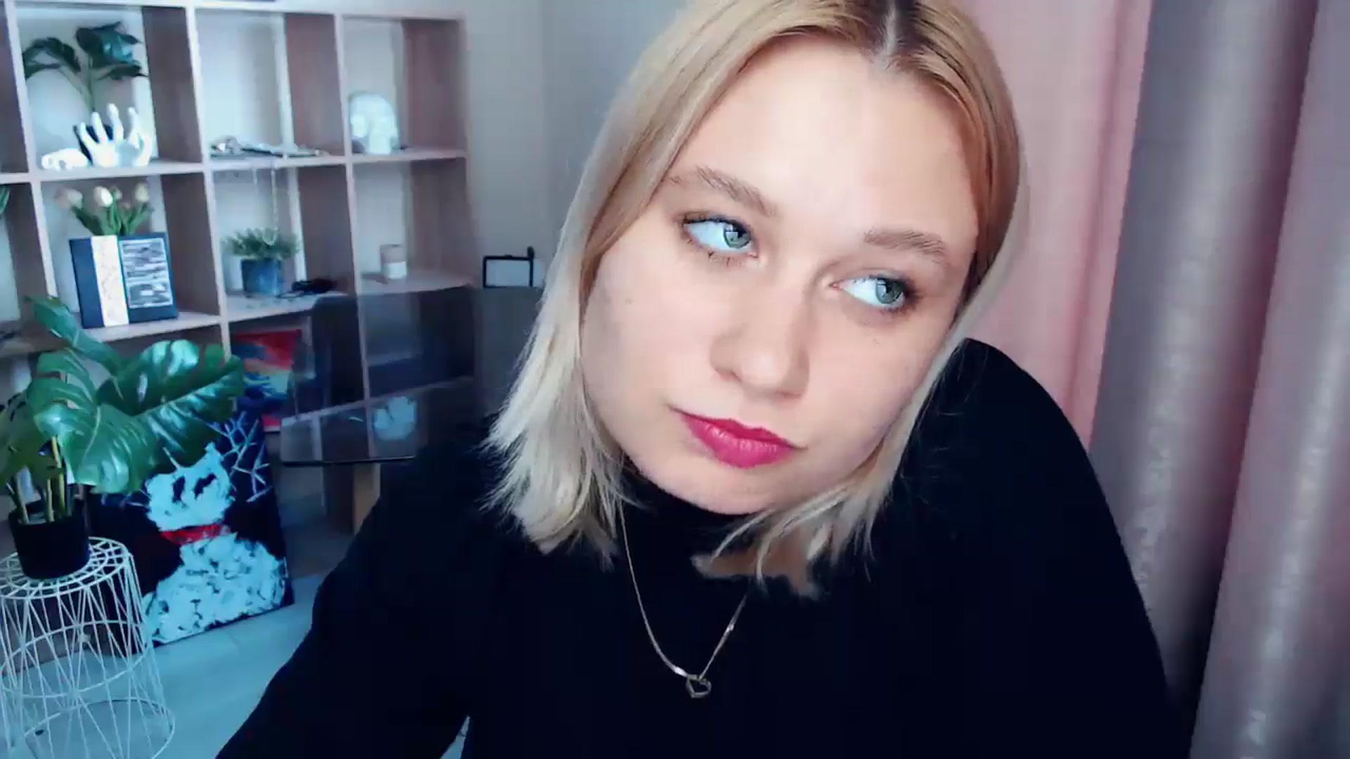 Gallery image thumbnail from Kukla_kolduna's myfreecams stream on, 06/13/2025, 17:17 image 7 of 20