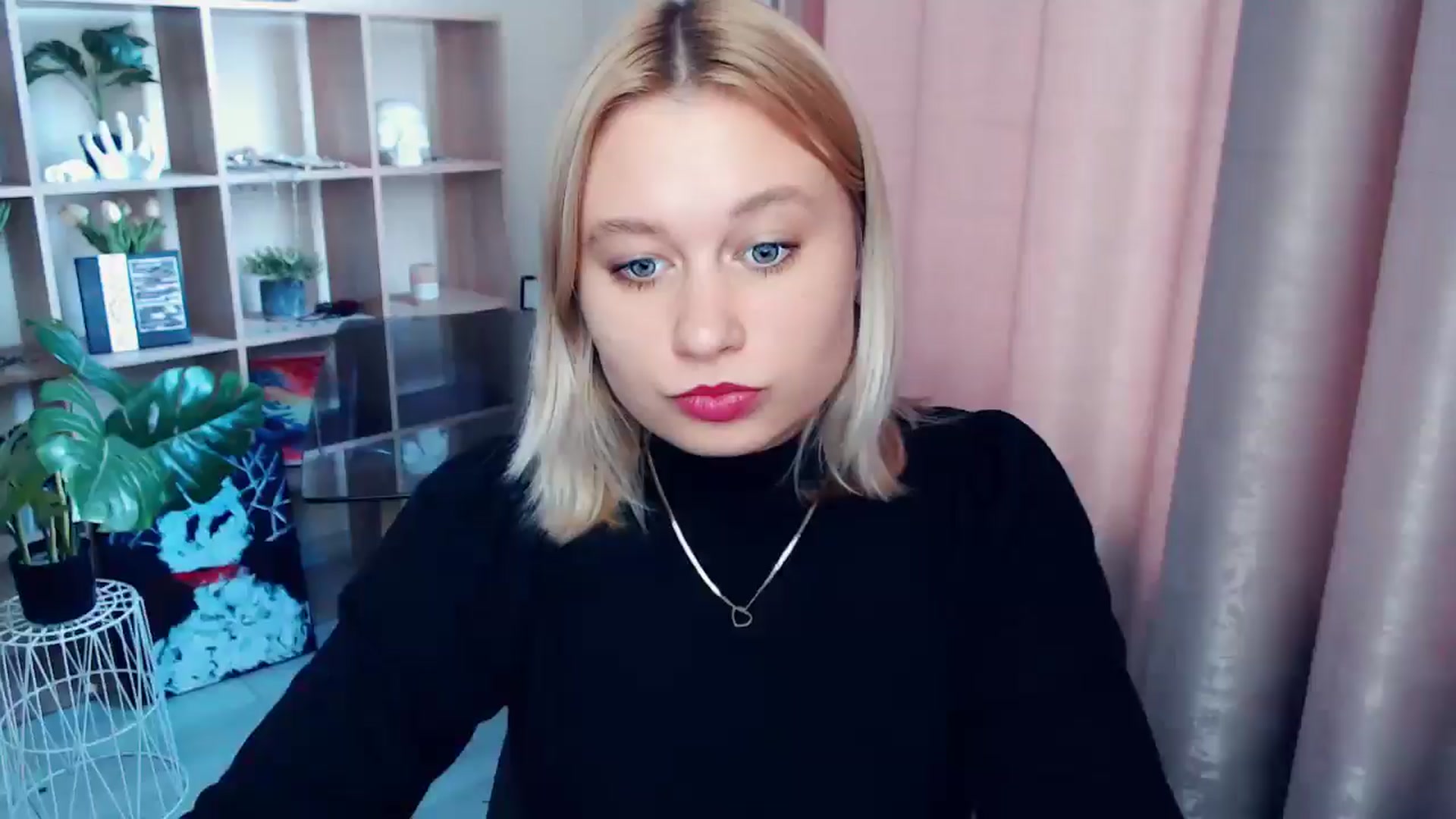 Gallery image thumbnail from Kukla_kolduna's myfreecams stream on, 06/13/2025, 17:17 image 5 of 20