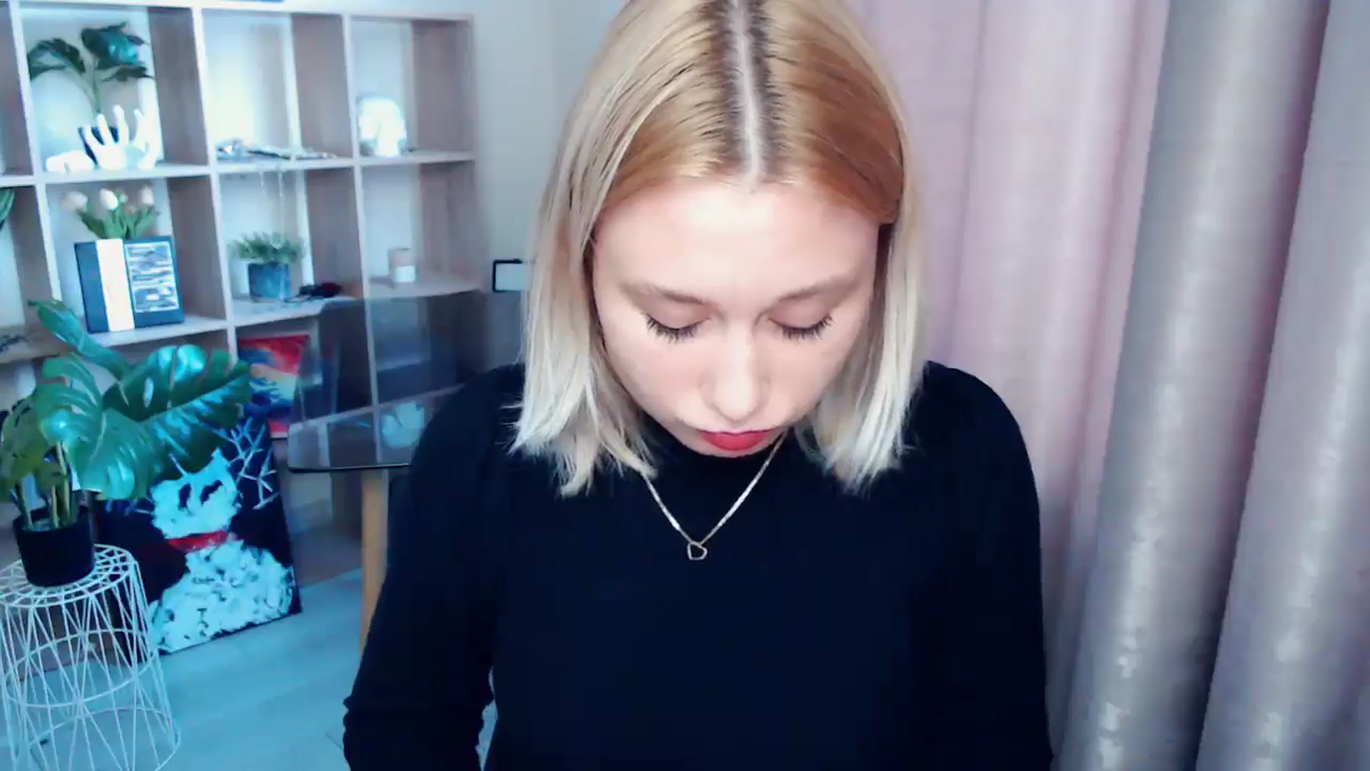 Gallery image thumbnail from Kukla_kolduna's myfreecams stream on, 06/13/2025, 17:17 image 20 of 20