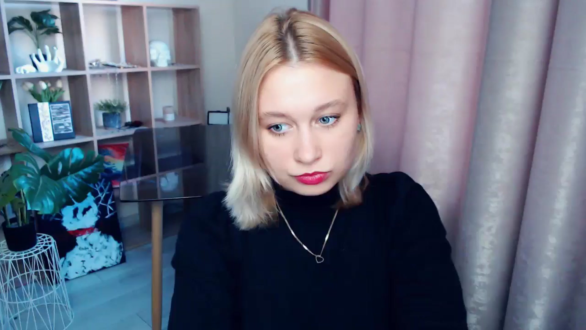 Gallery image thumbnail from Kukla_kolduna's myfreecams stream on, 06/13/2025, 17:38 image 19 of 20