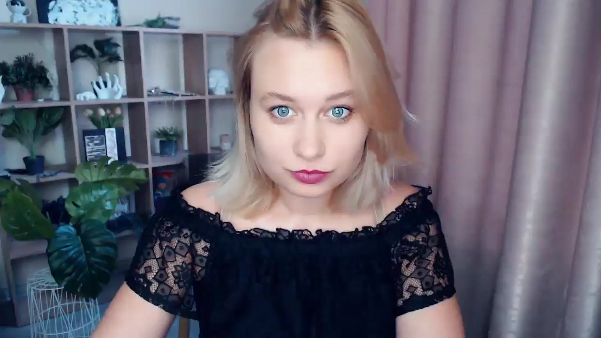 Gallery image thumbnail from Kukla_kolduna's myfreecams stream on, 06/14/2025, 18:08 image 4 of 20