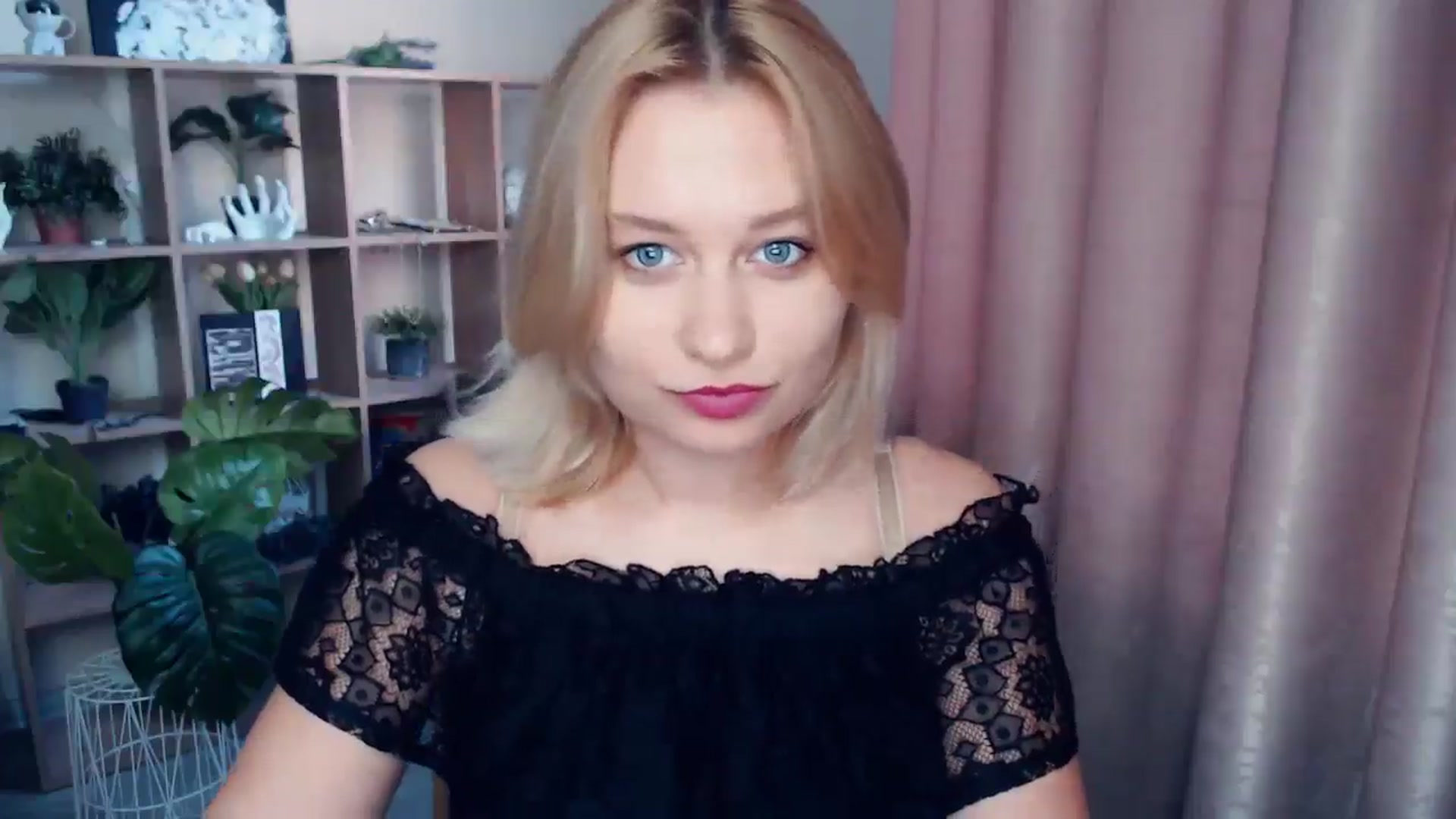 Gallery image thumbnail from Kukla_kolduna's myfreecams stream on, 06/14/2025, 18:08 image 2 of 20