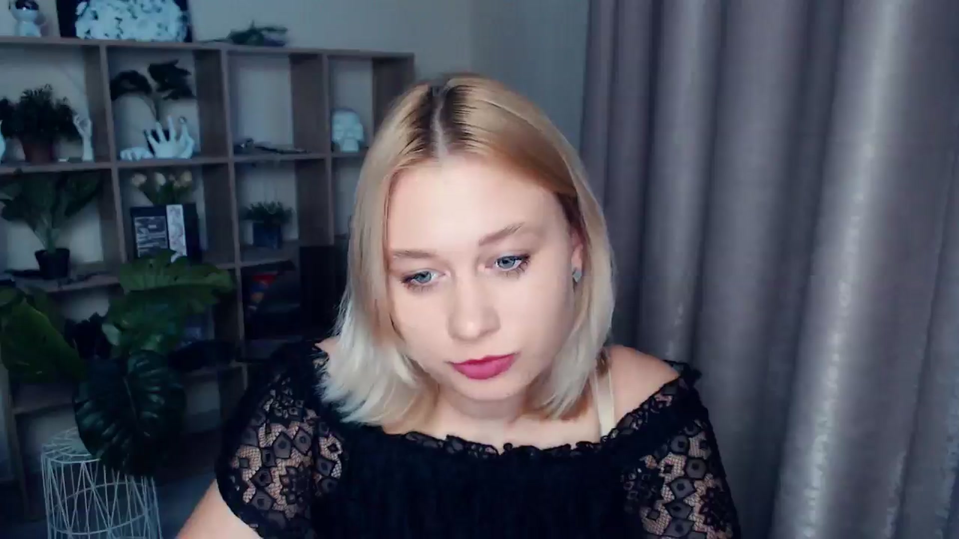 Gallery image thumbnail from Kukla_kolduna's myfreecams stream on, 06/14/2025, 18:08 image 19 of 20