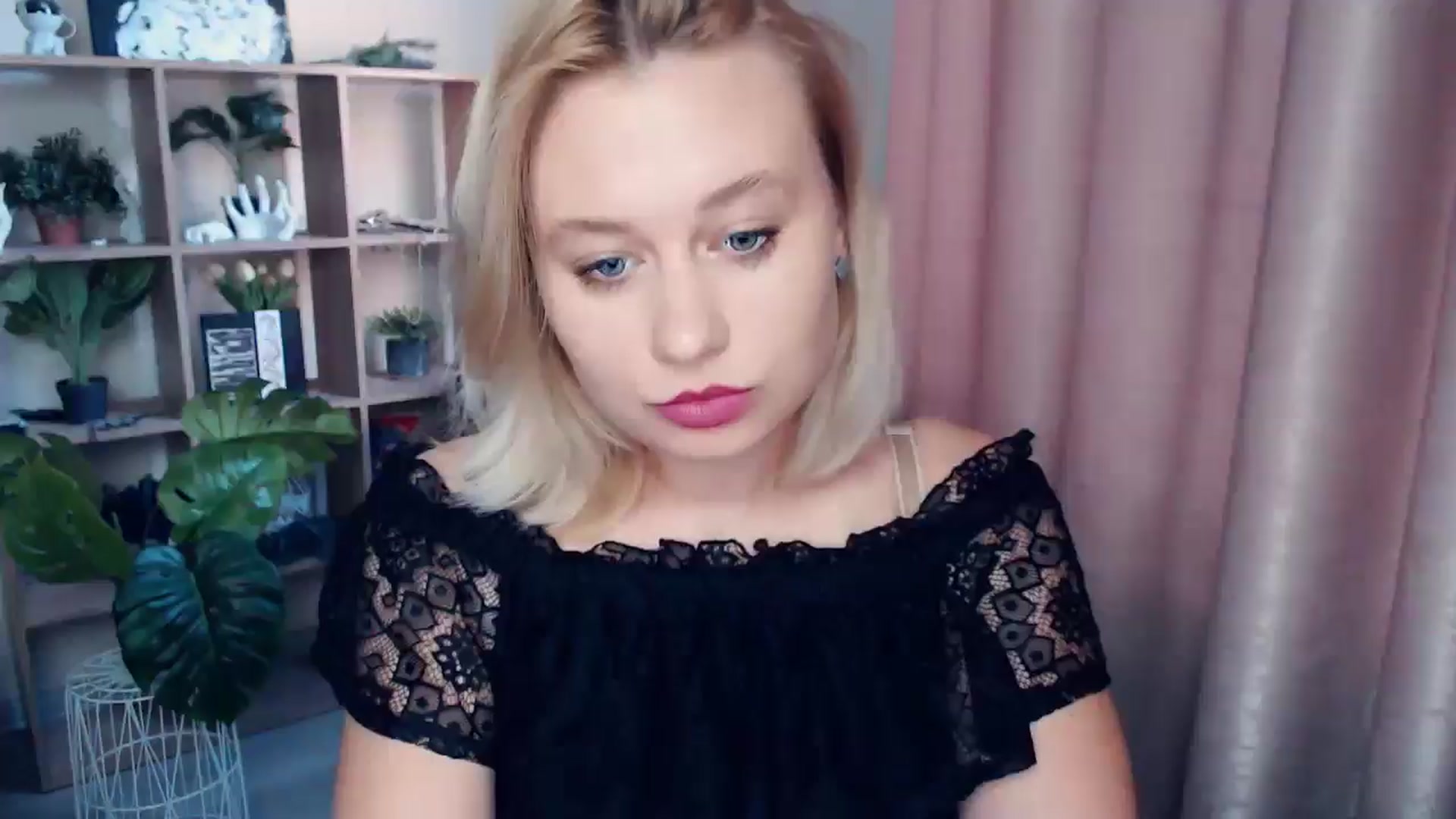 Gallery image thumbnail from Kukla_kolduna's myfreecams stream on, 06/14/2025, 18:08 image 1 of 20