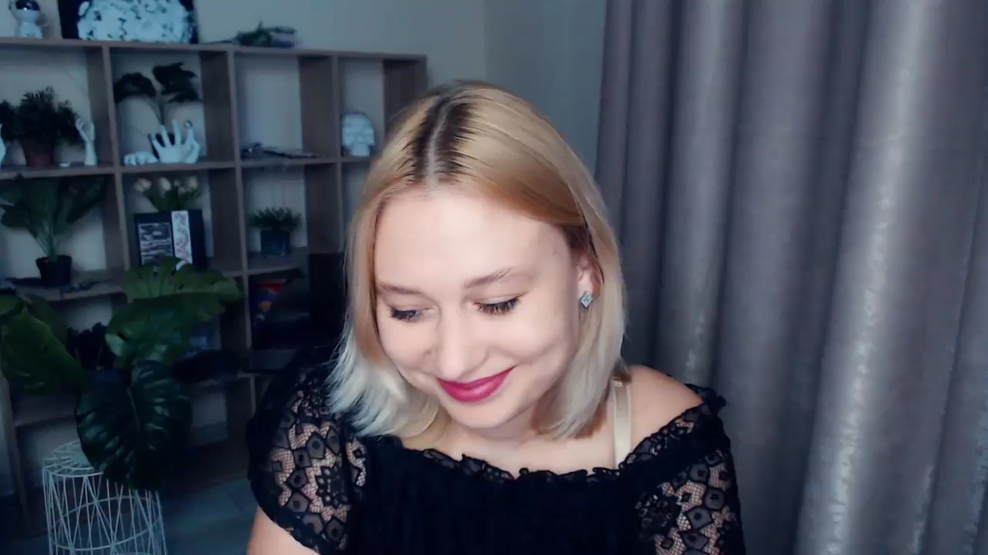 Gallery image thumbnail from Kukla_kolduna's myfreecams stream on, 06/14/2025, 18:08 image 20 of 20
