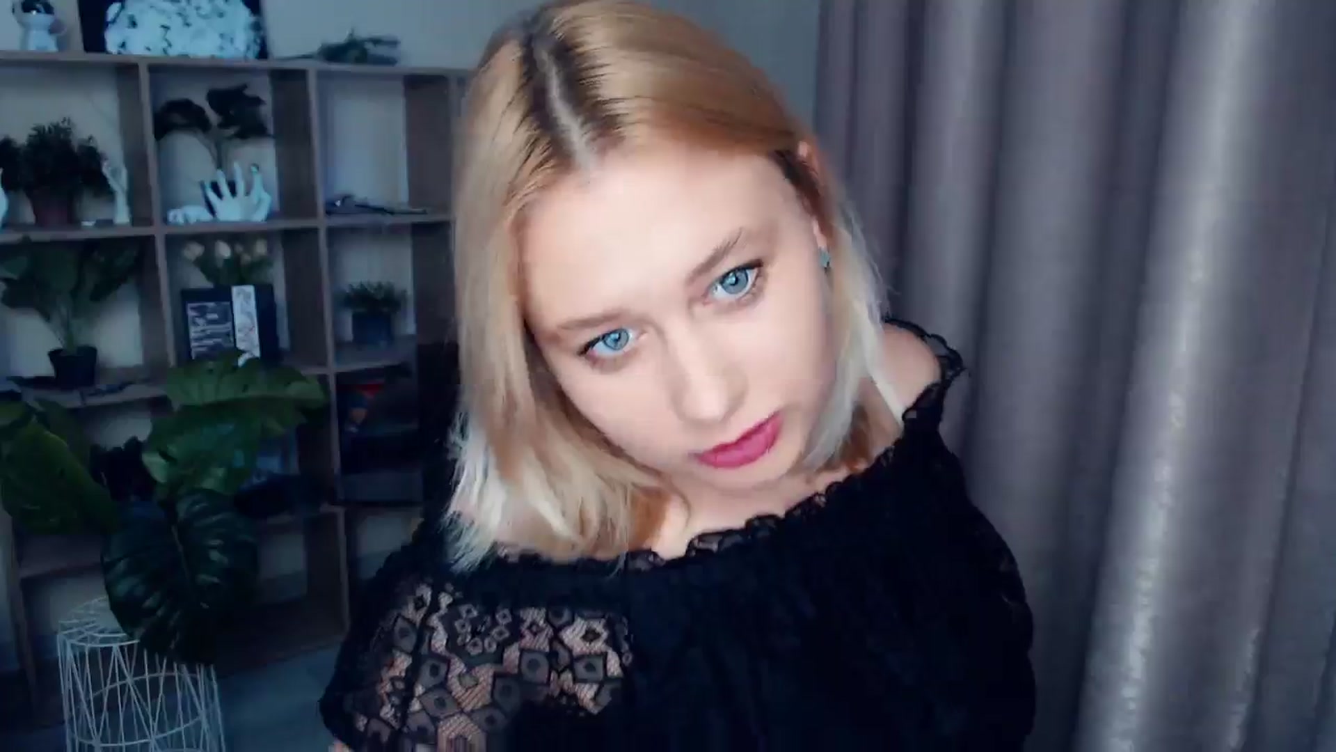 Gallery image thumbnail from Kukla_kolduna's myfreecams stream on, 06/14/2025, 18:08 image 15 of 20