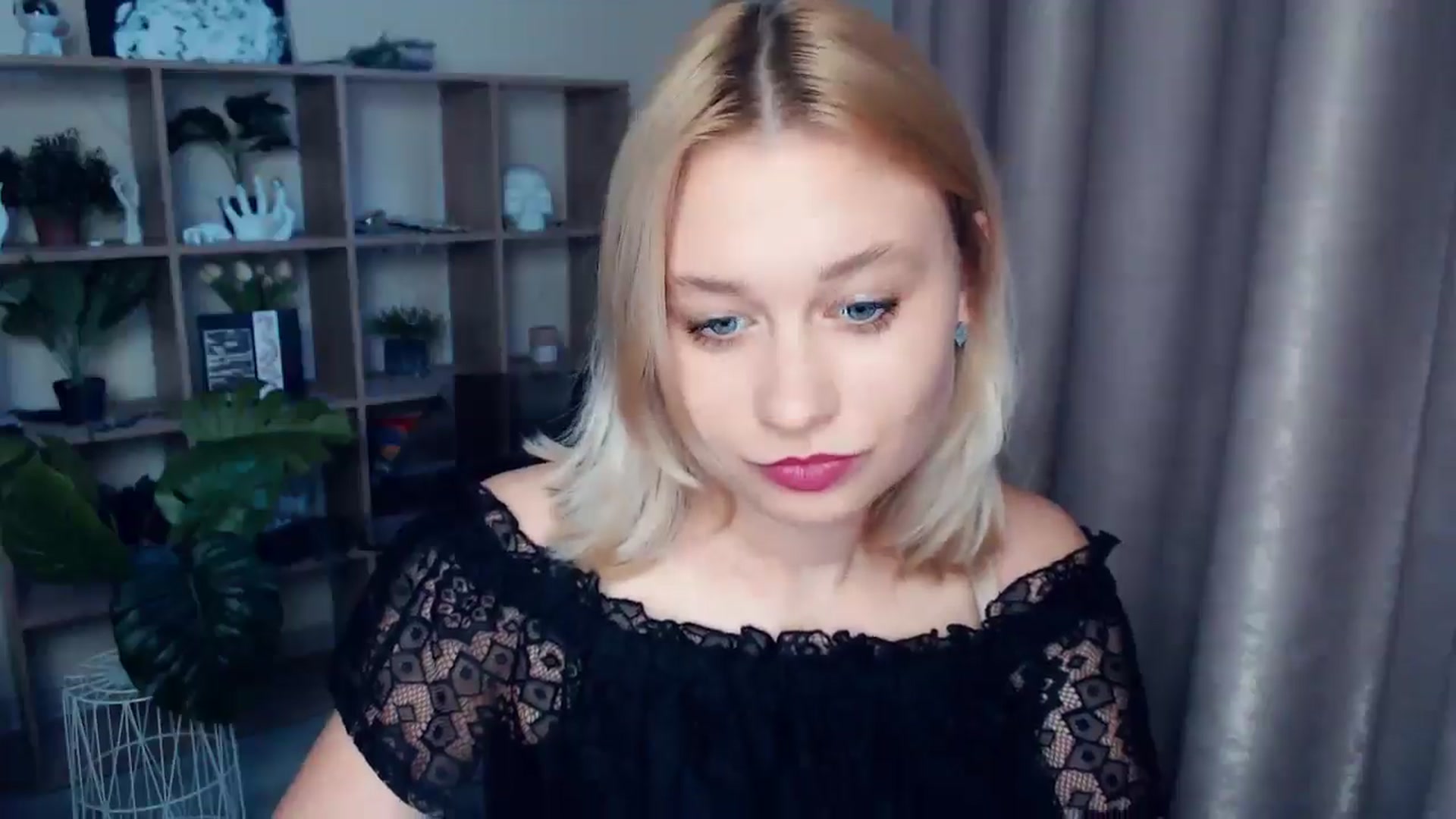 Gallery image thumbnail from Kukla_kolduna's myfreecams stream on, 06/14/2025, 18:08 image 14 of 20