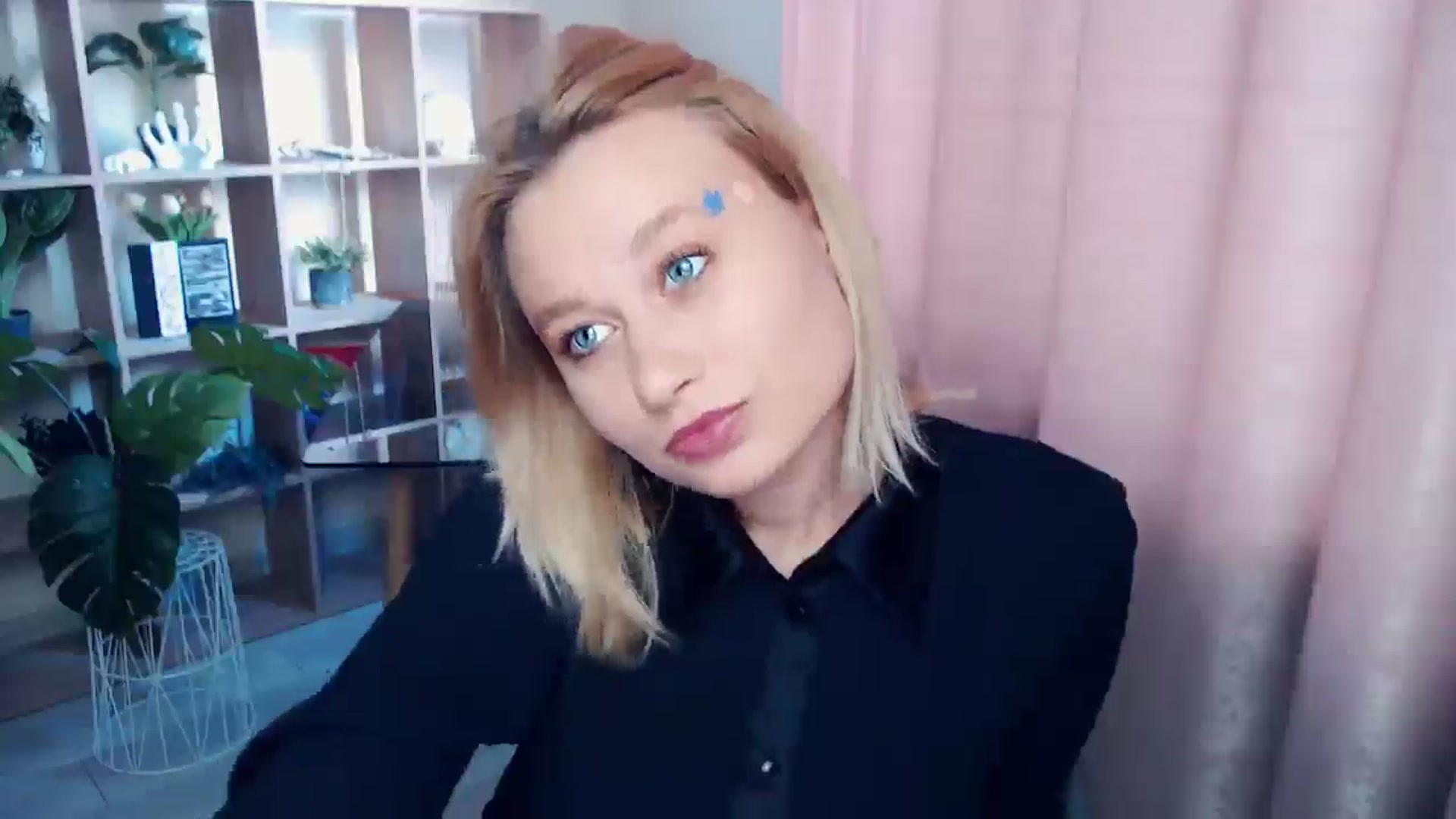Gallery image thumbnail from Kukla_kolduna's myfreecams stream on, 06/21/2025, 16:35 image 20 of 20