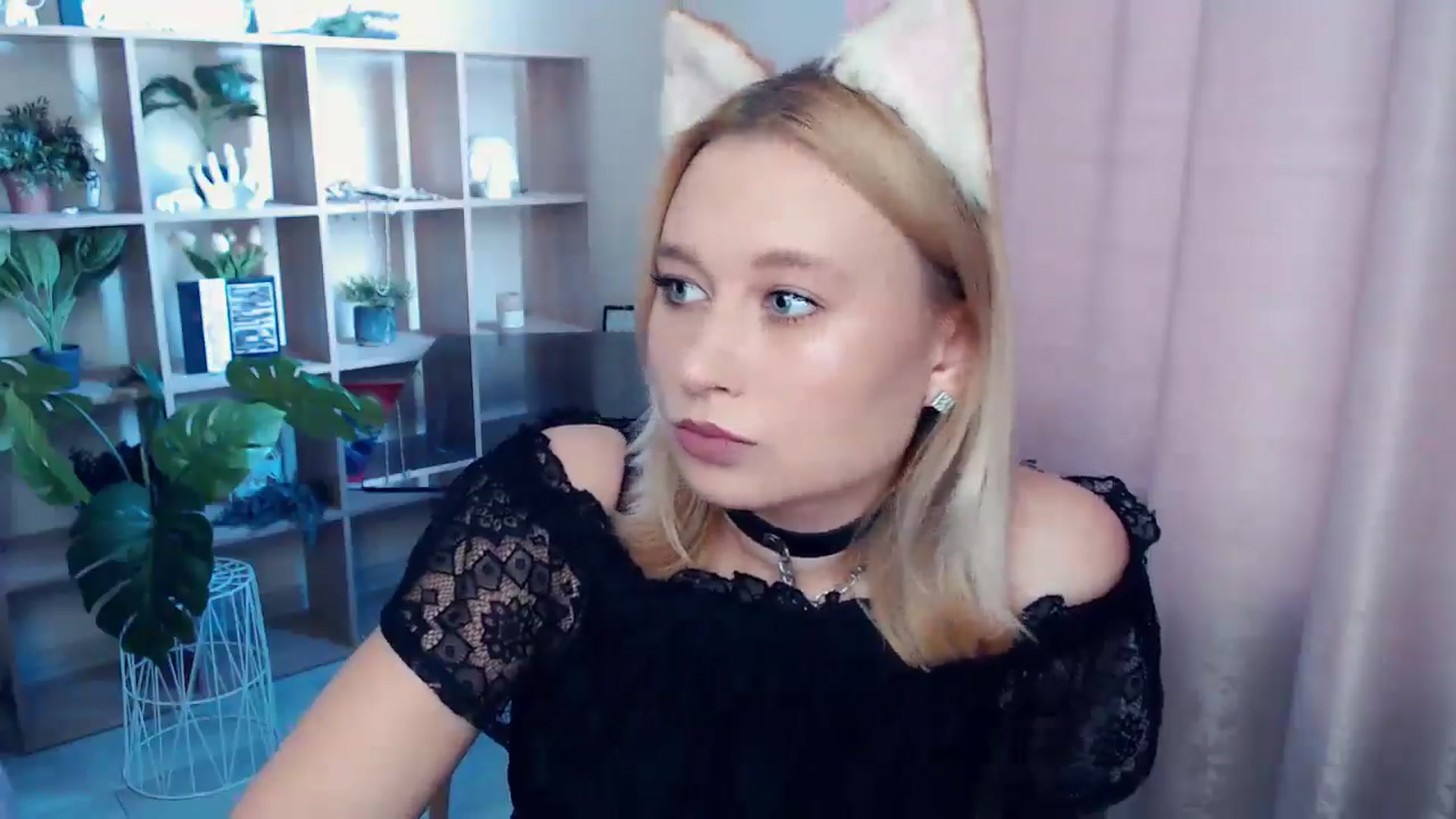Gallery image thumbnail from Kukla_kolduna's myfreecams stream on, 06/22/2025, 16:53 image 4 of 20