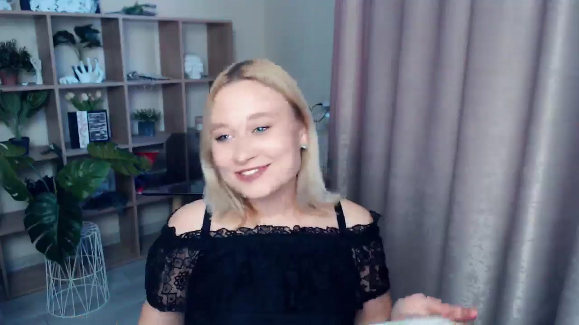 Gallery image thumbnail from Kukla_kolduna's myfreecams stream on, 06/22/2025, 18:11 image 18 of 20