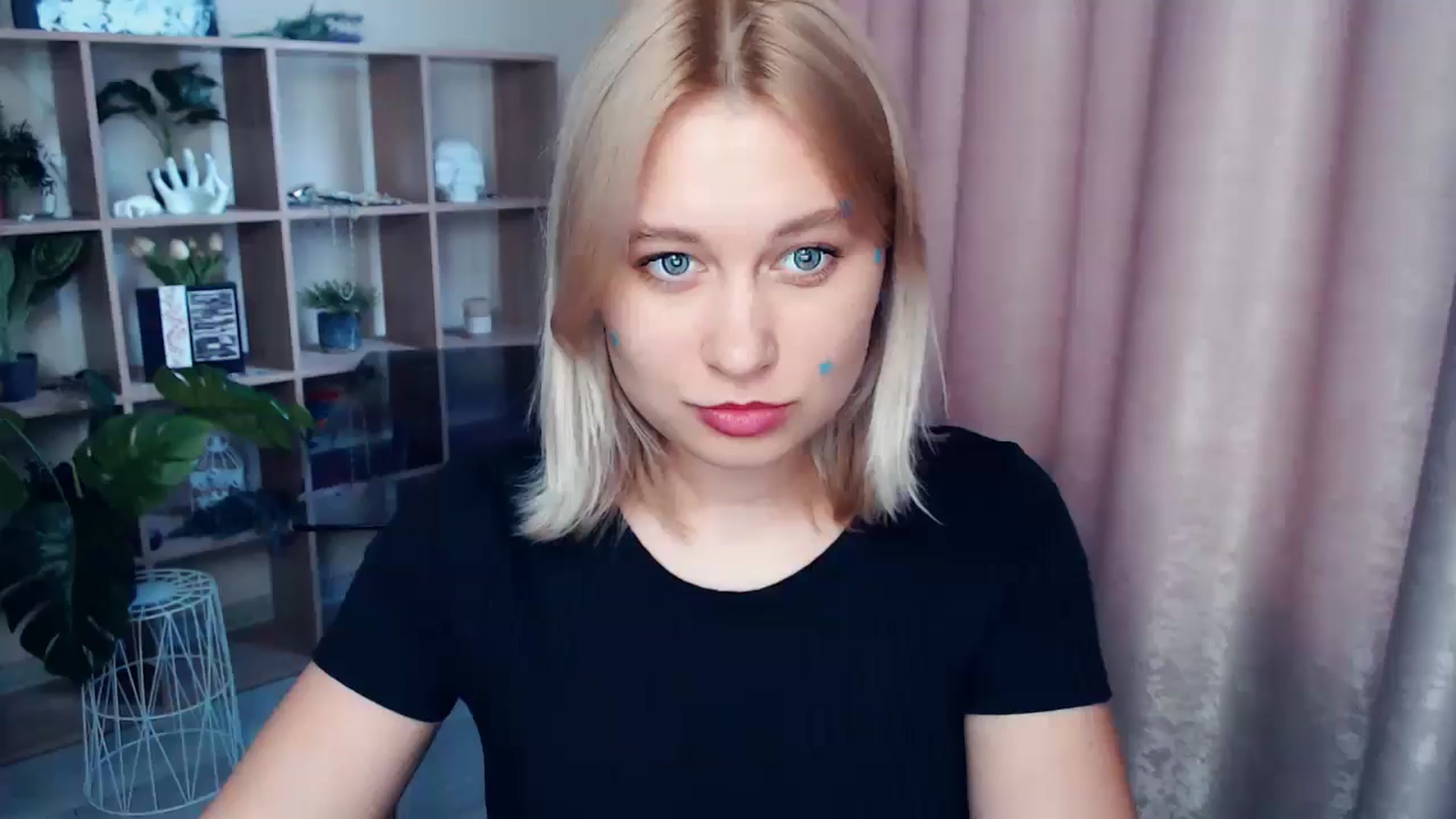 Gallery image thumbnail from Kukla_kolduna's myfreecams stream on, 06/27/2025, 15:39 image 14 of 20