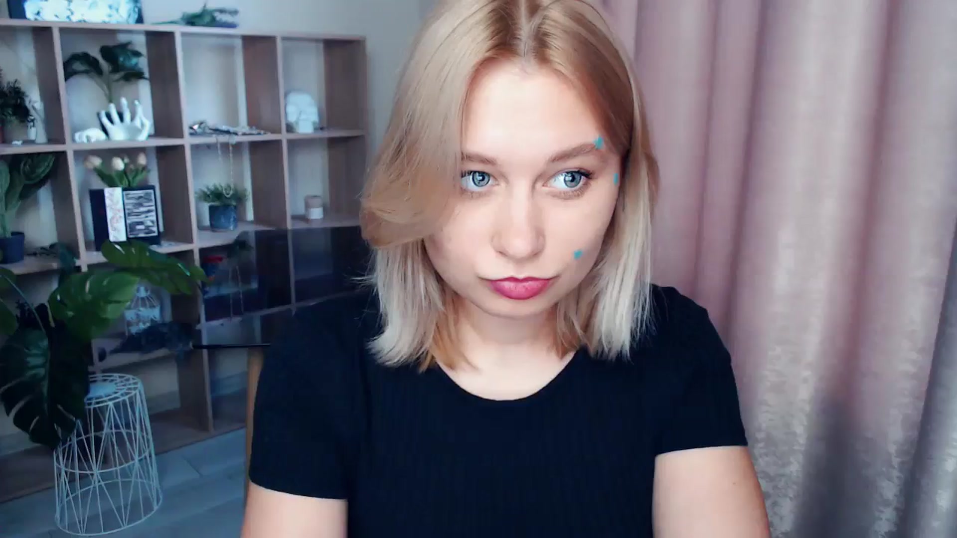Gallery image thumbnail from Kukla_kolduna's myfreecams stream on, 06/27/2025, 15:39 image 9 of 20