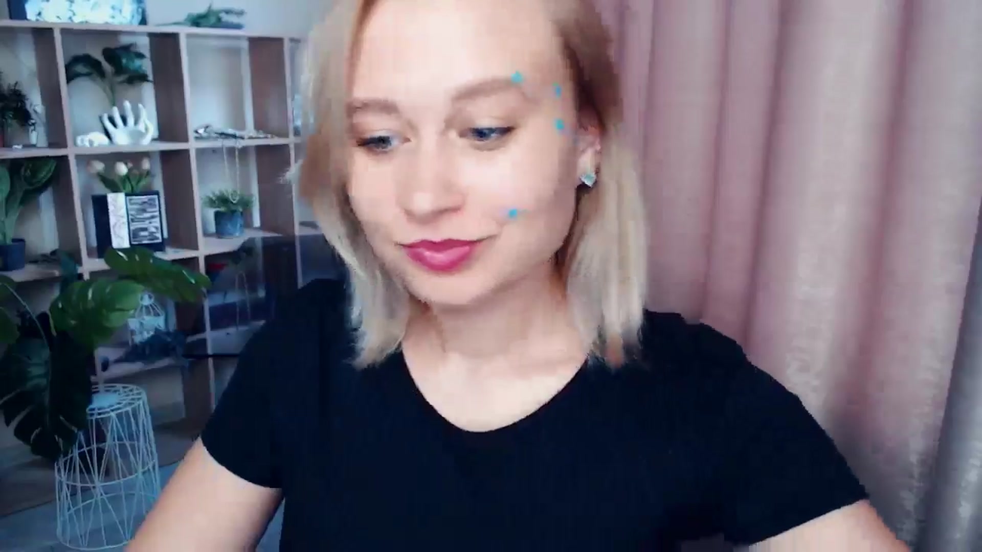Gallery image thumbnail from Kukla_kolduna's myfreecams stream on, 06/27/2025, 15:39 image 6 of 20
