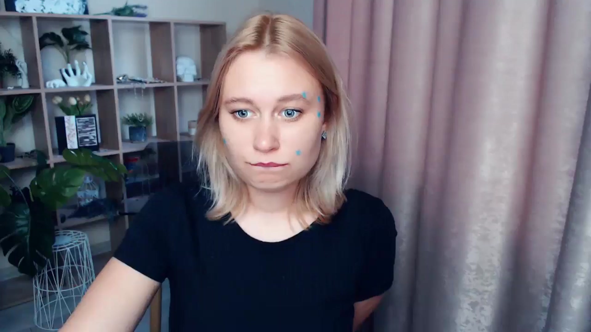 Gallery image thumbnail from Kukla_kolduna's myfreecams stream on, 06/27/2025, 17:06 image 17 of 20