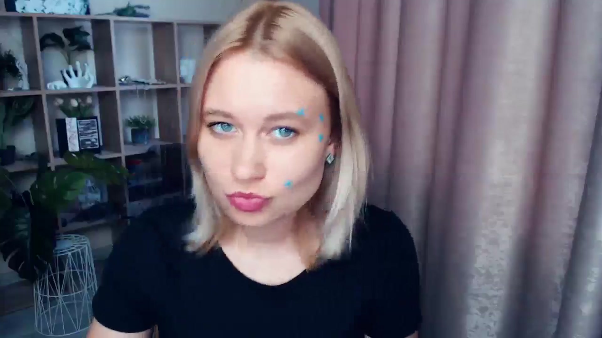 Gallery image thumbnail from Kukla_kolduna's myfreecams stream on, 06/27/2025, 17:06 image 14 of 20