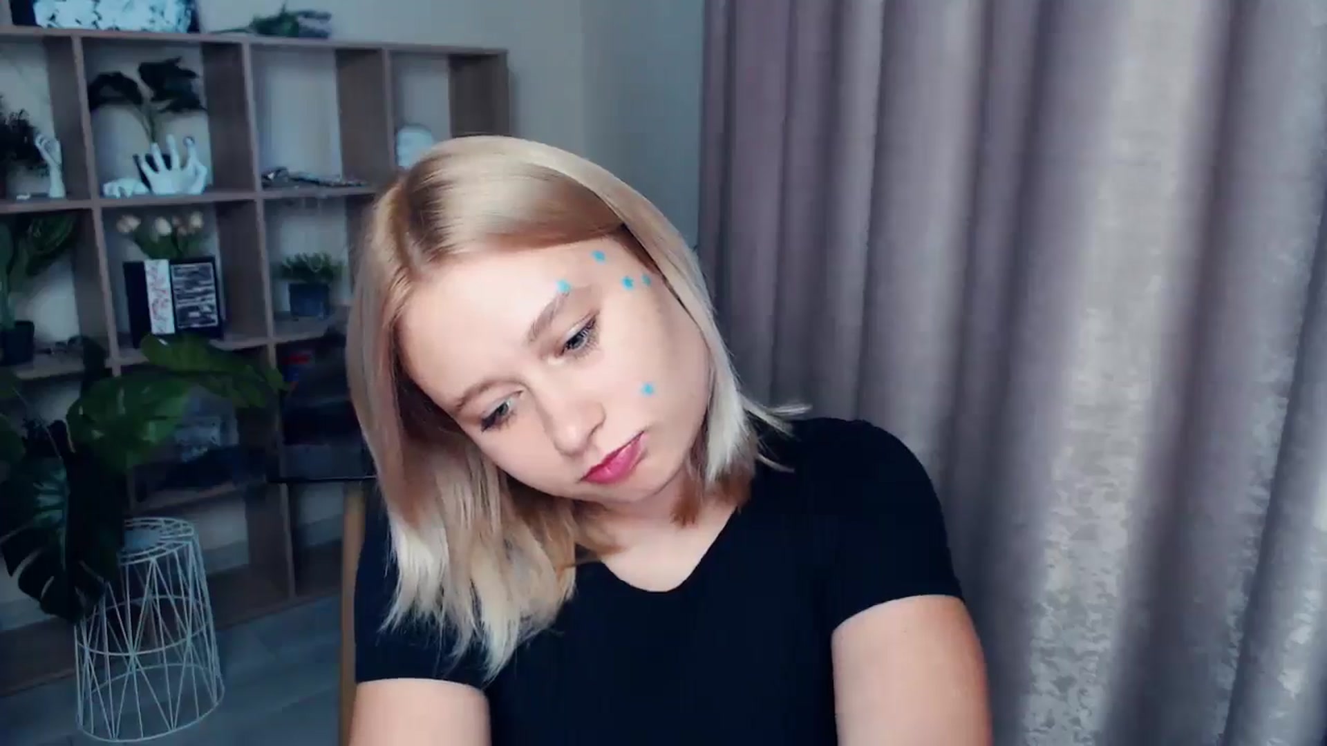 Gallery image thumbnail from Kukla_kolduna's myfreecams stream on, 06/27/2025, 17:06 image 11 of 20