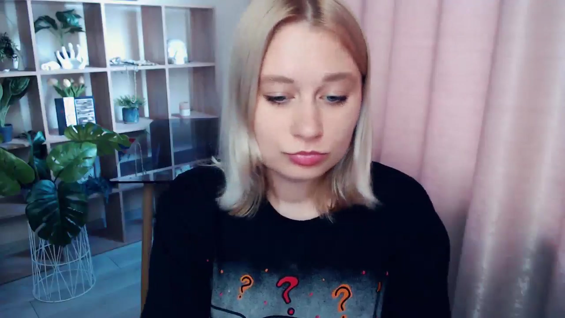 Gallery image thumbnail from Kukla_kolduna's myfreecams stream on, 06/28/2025, 15:12 image 4 of 20