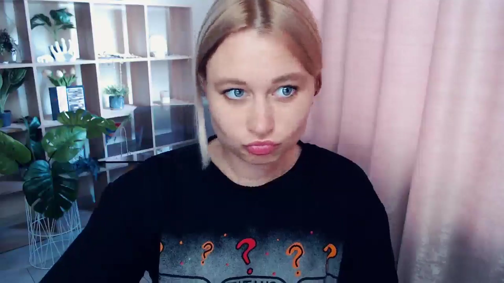 Gallery image thumbnail from Kukla_kolduna's myfreecams stream on, 06/28/2025, 15:12 image 11 of 20